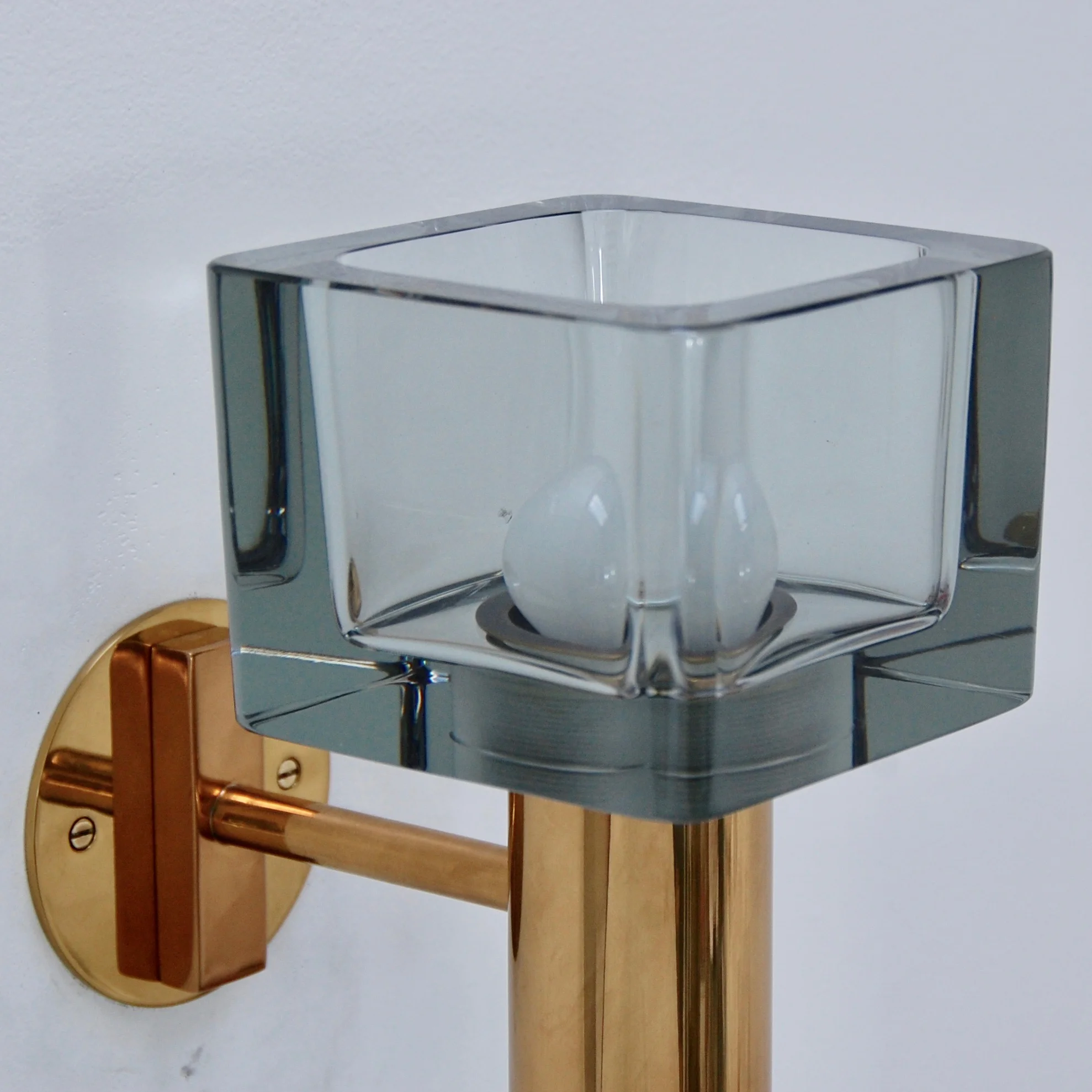 CubeSegusoSconces7.jpg