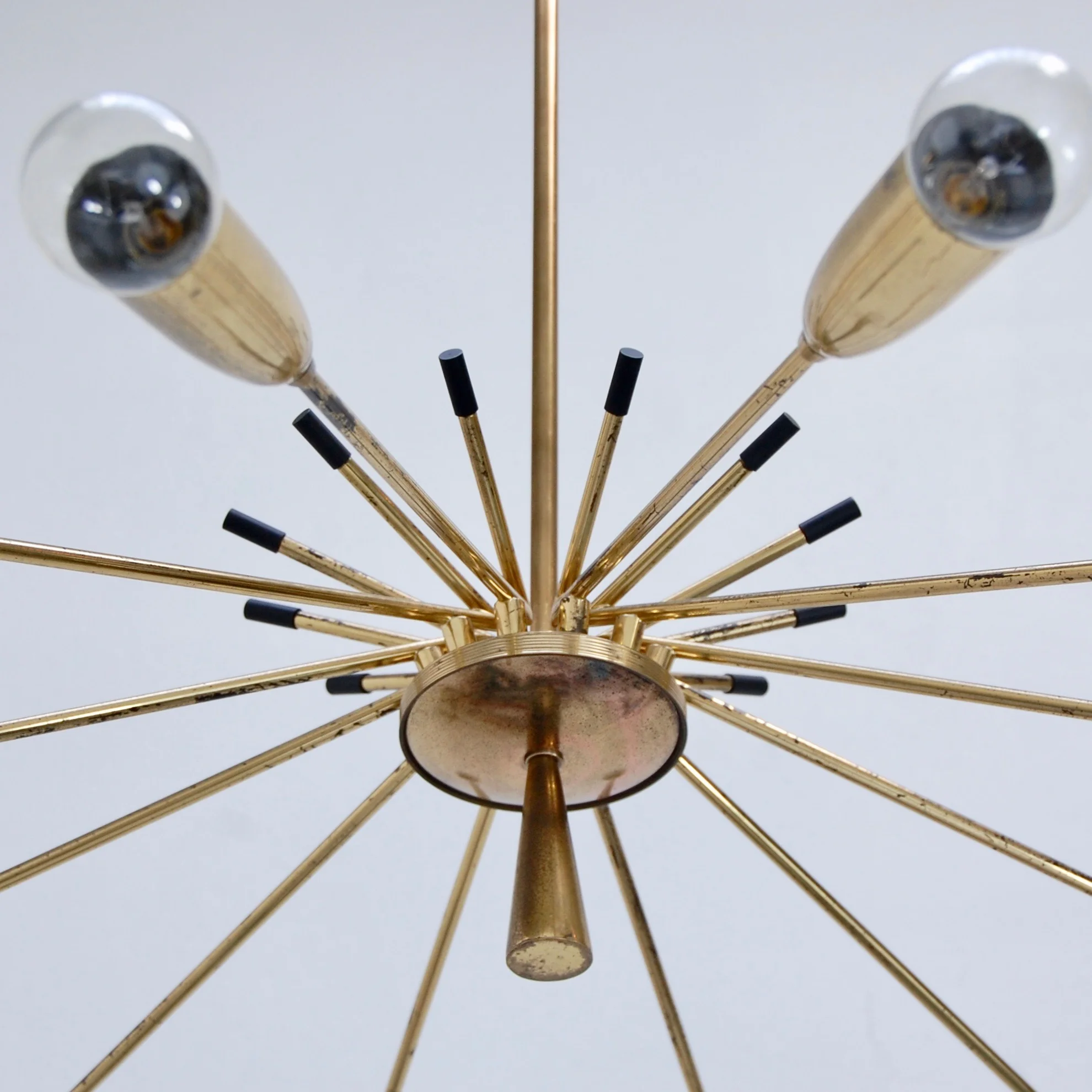 12ArmModernistChandelier6.jpg