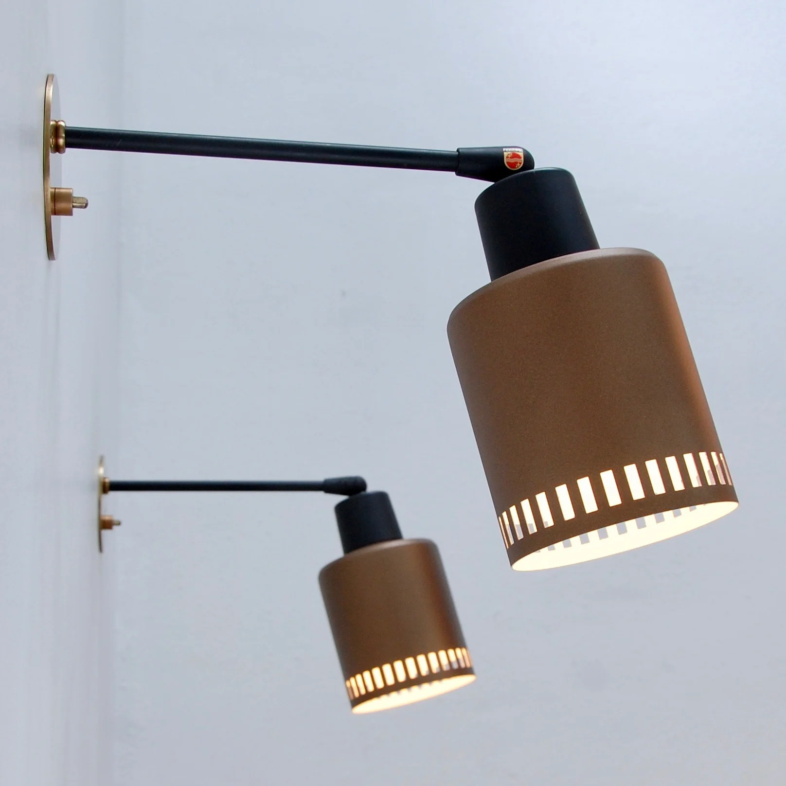 PhilipsDutchAdjustableSconces10.jpg