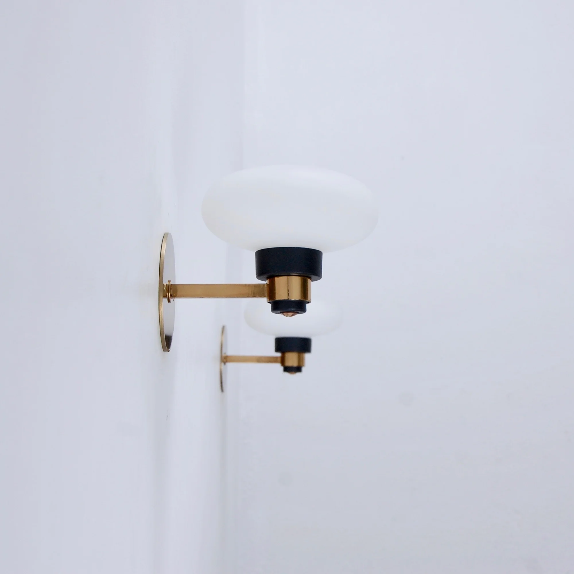 PetiteOvalSconces3.jpg