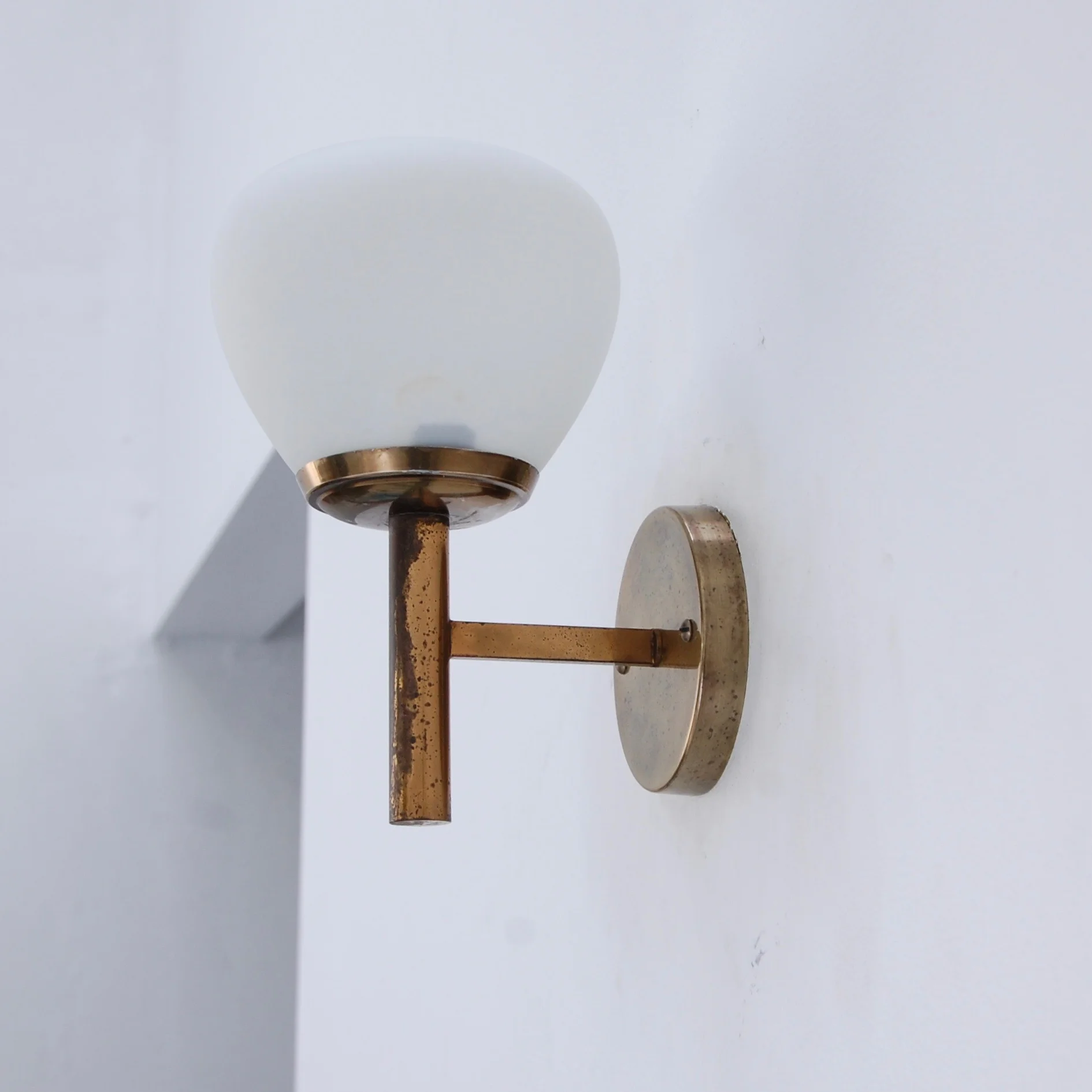 ItalianOpalSconces7.jpg