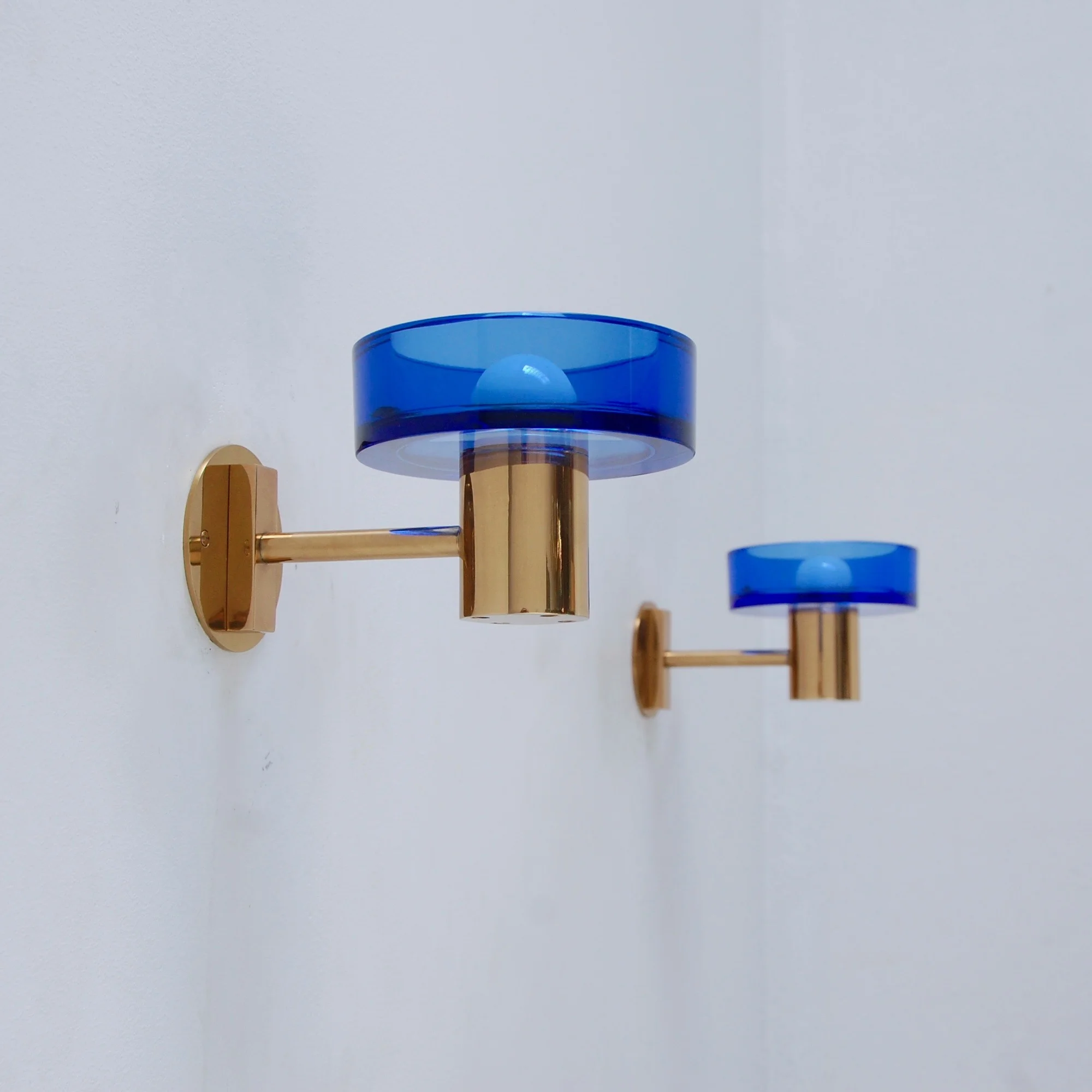 SapphireBlueSegusoSconces6.jpg