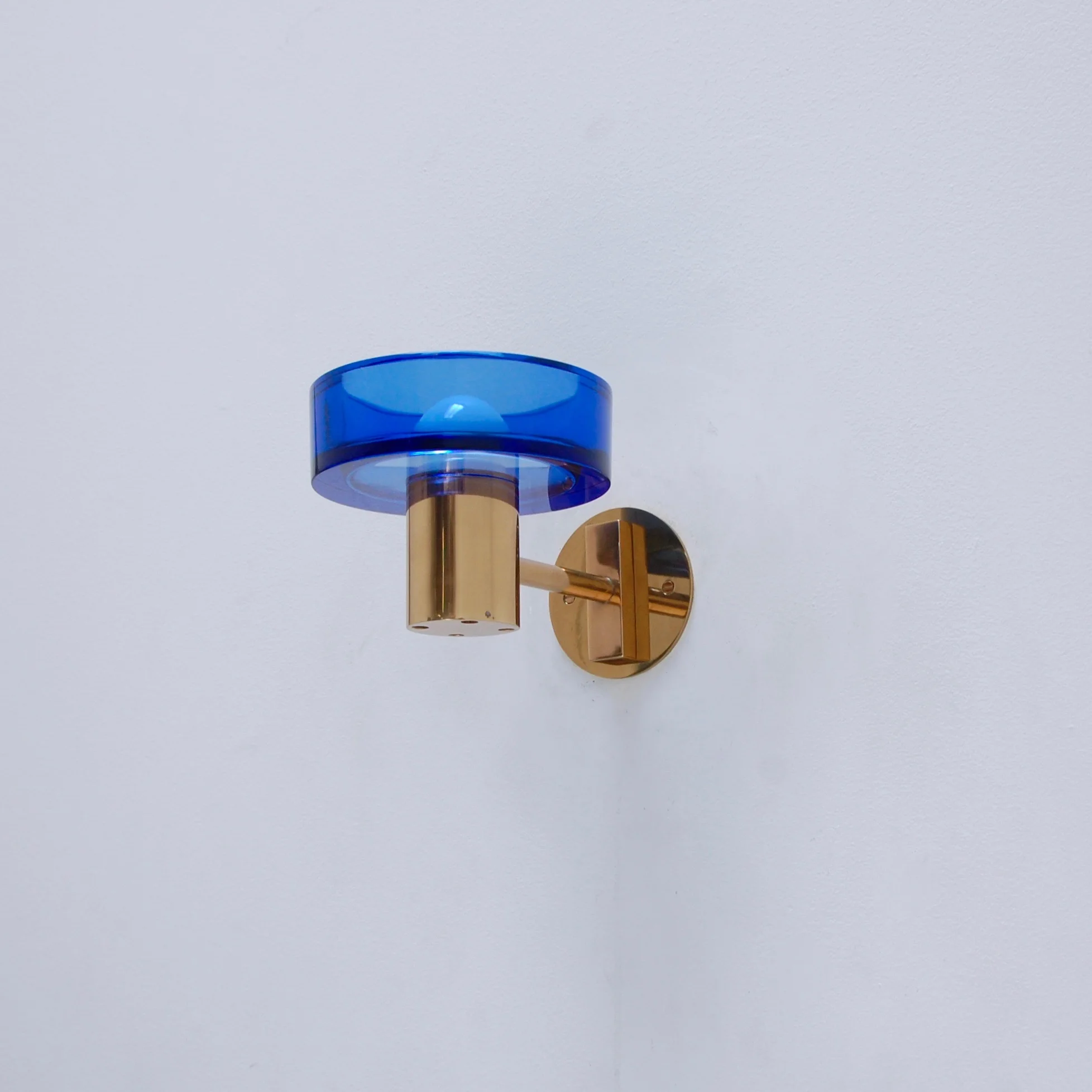 SapphireBlueSegusoSconces9.jpg