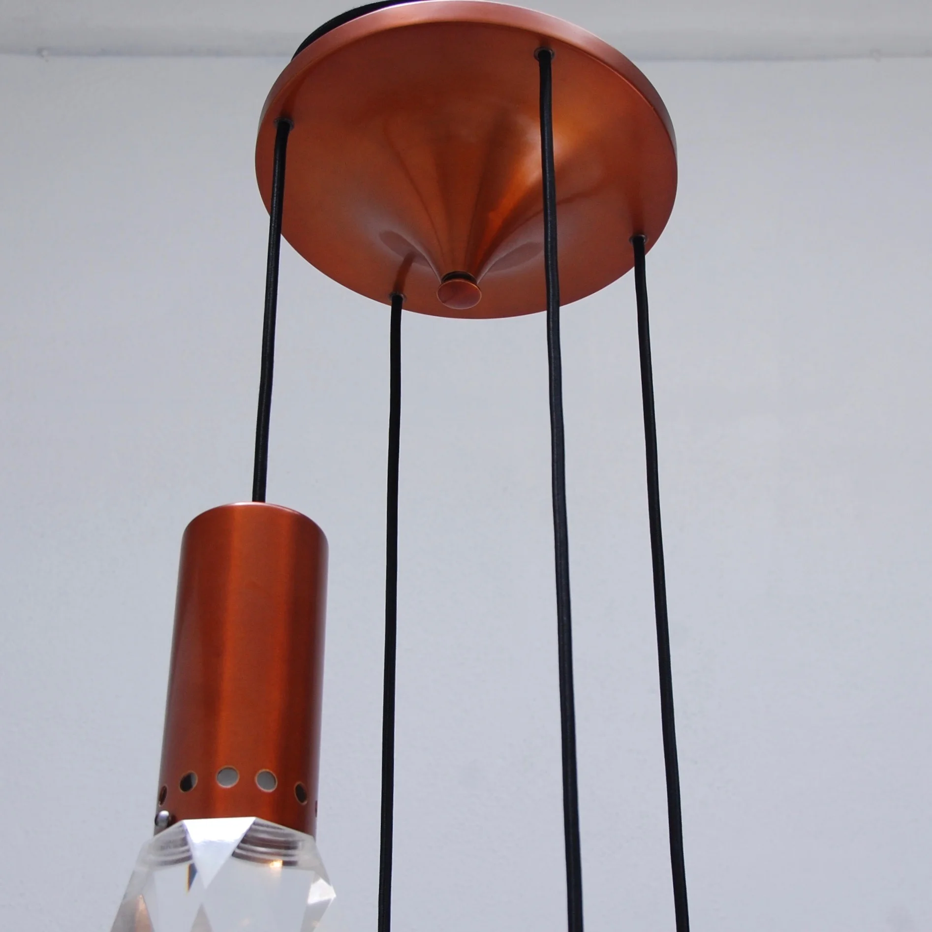 LuciteItalianChandelier5.jpg