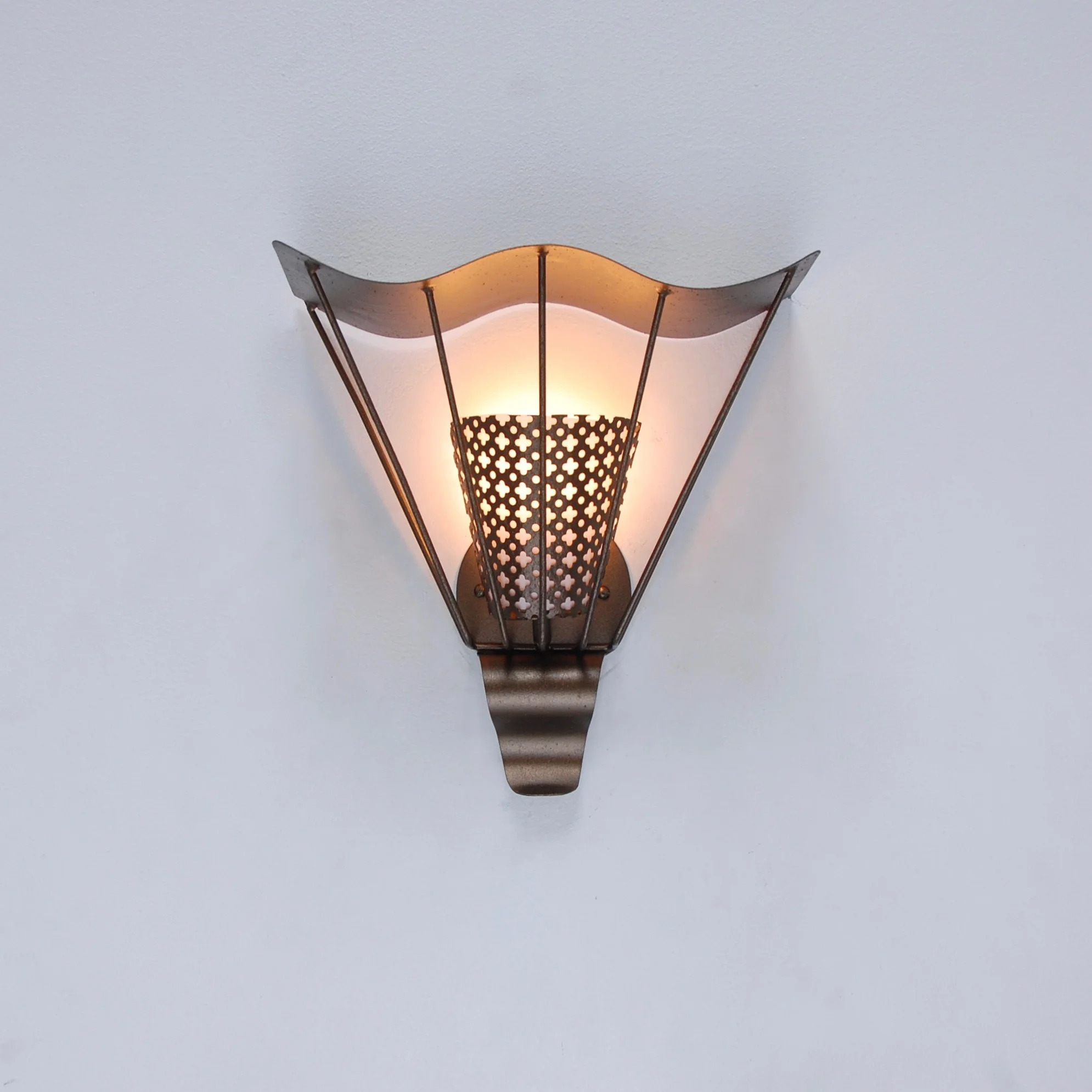 ModernIndustrialFrenchSconces9.jpg
