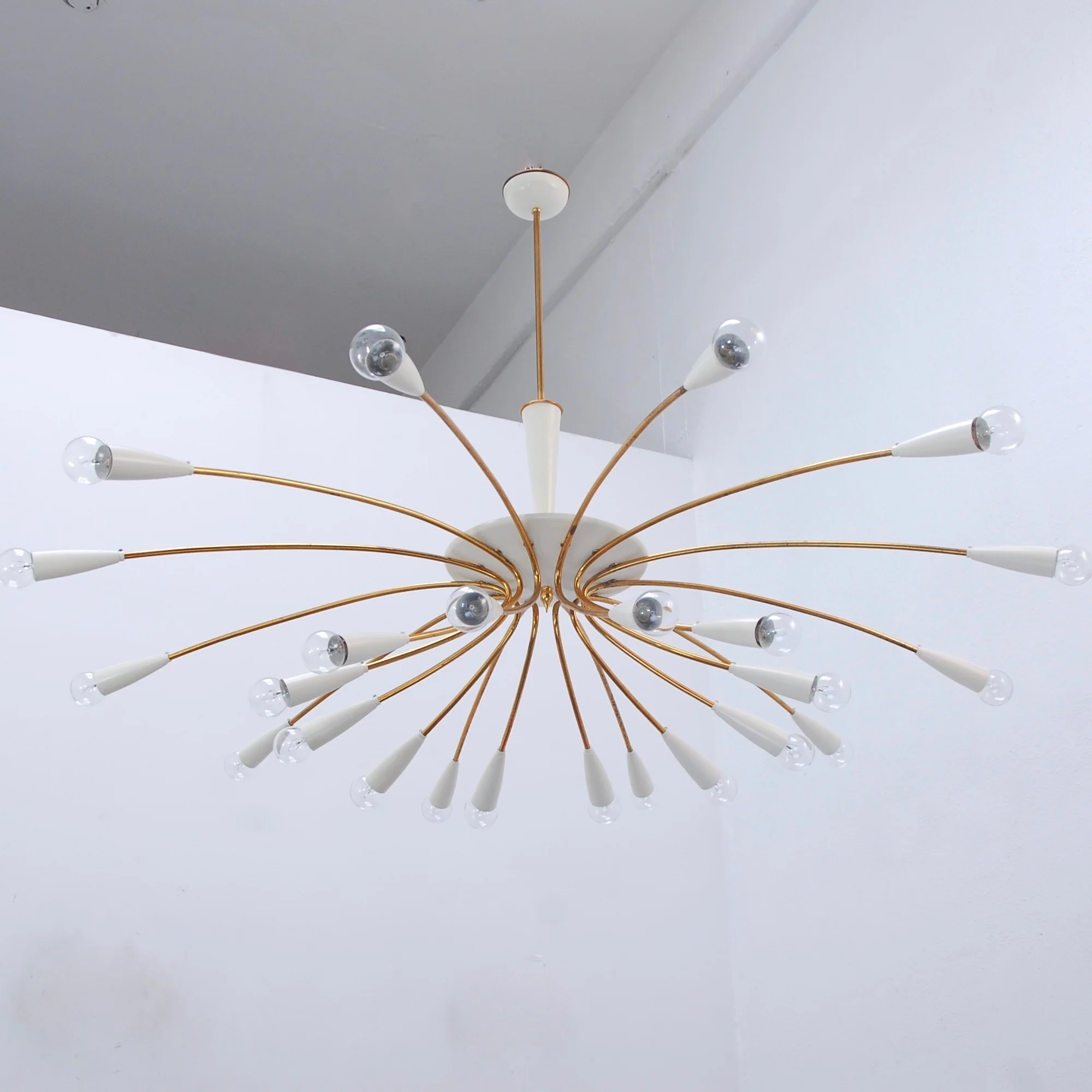 Monumental50s24LightChandelier2.jpg