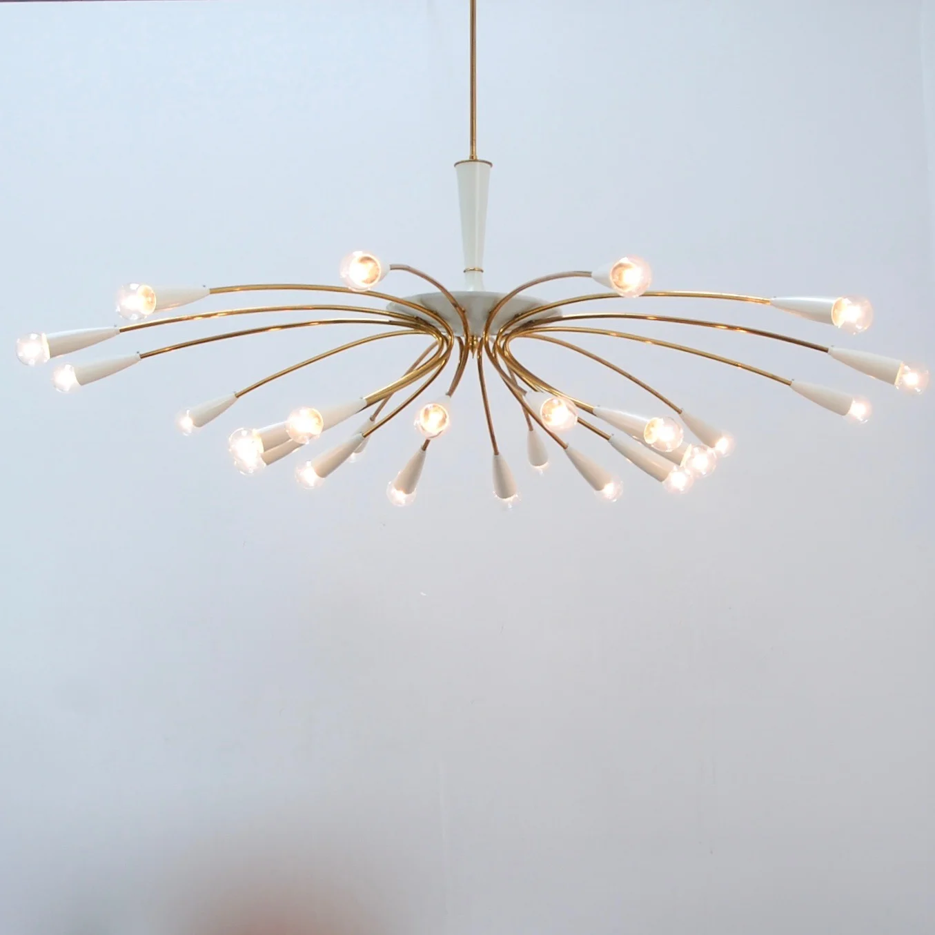 Monumental50s24LightChandelier13.jpg