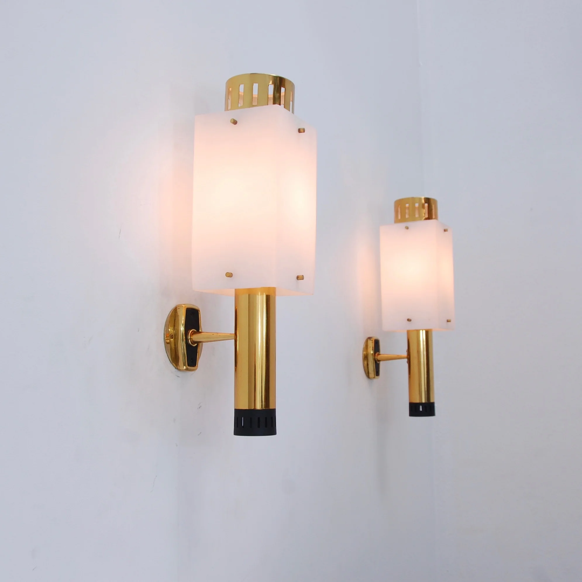 LargeStilnovoSconces11.jpg