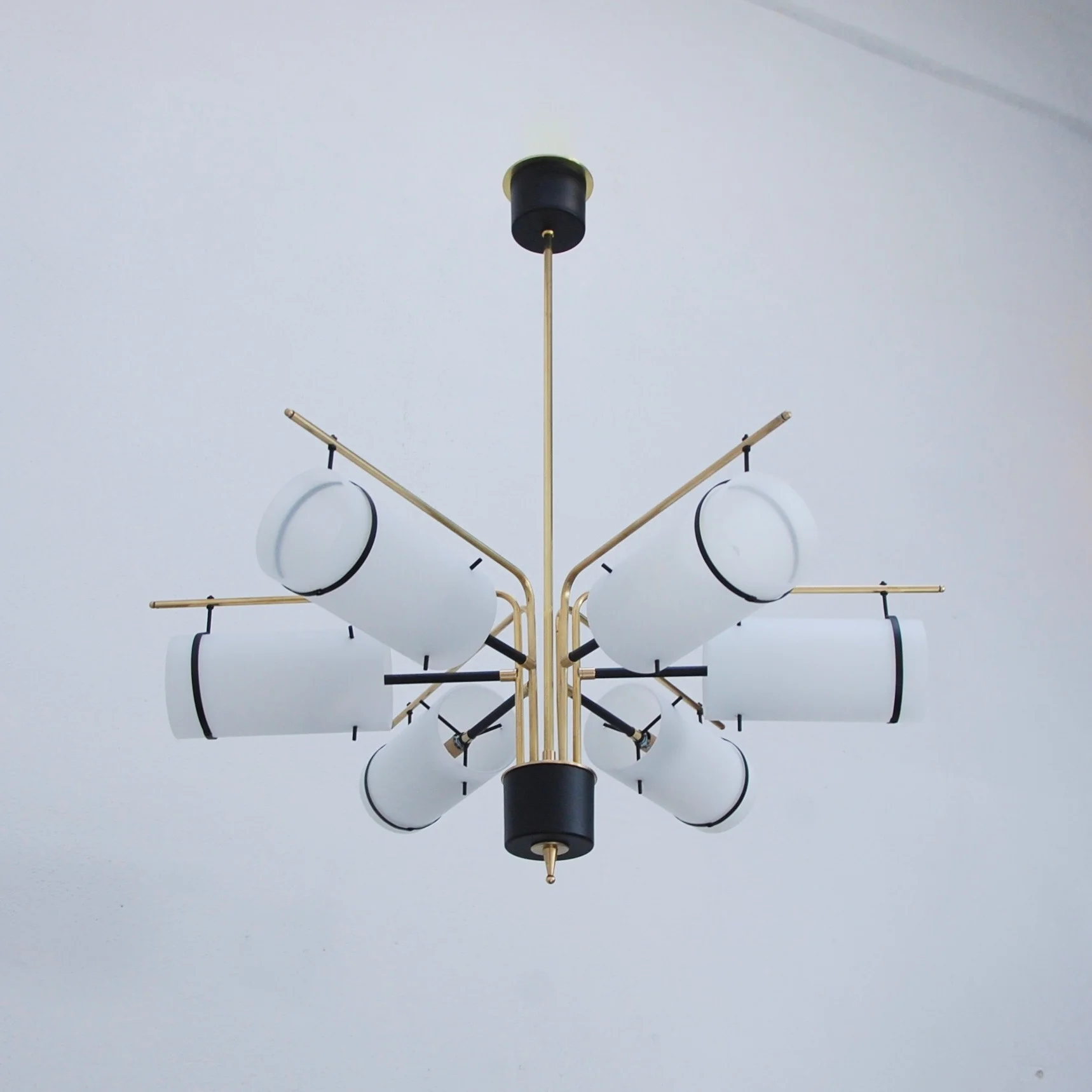 6CylinderItalianChandelier3.jpg
