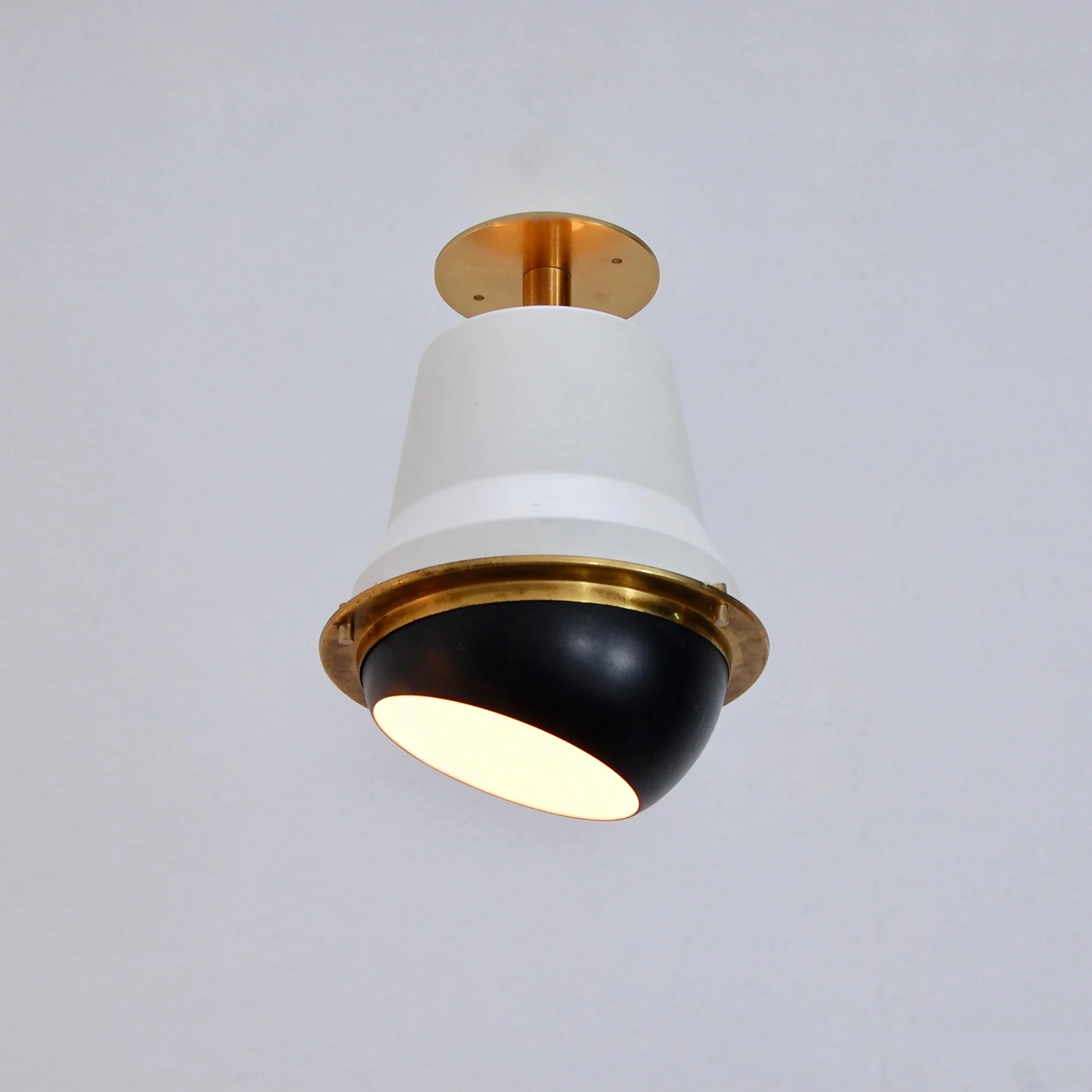 StilnovoDirectionalSpotLightFlushMounts5.jpg