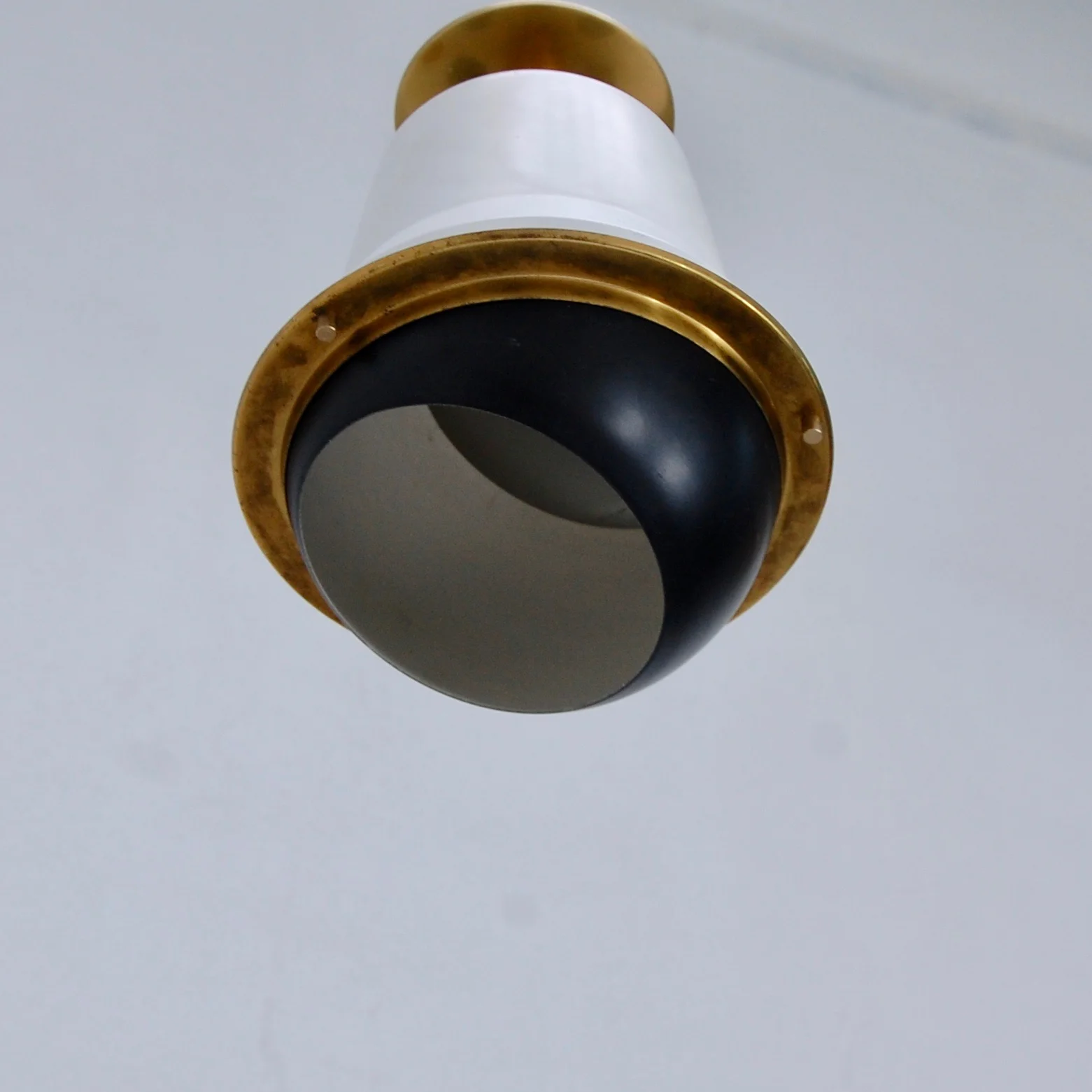 StilnovoDirectionalSpotLightFlushMounts8.jpg