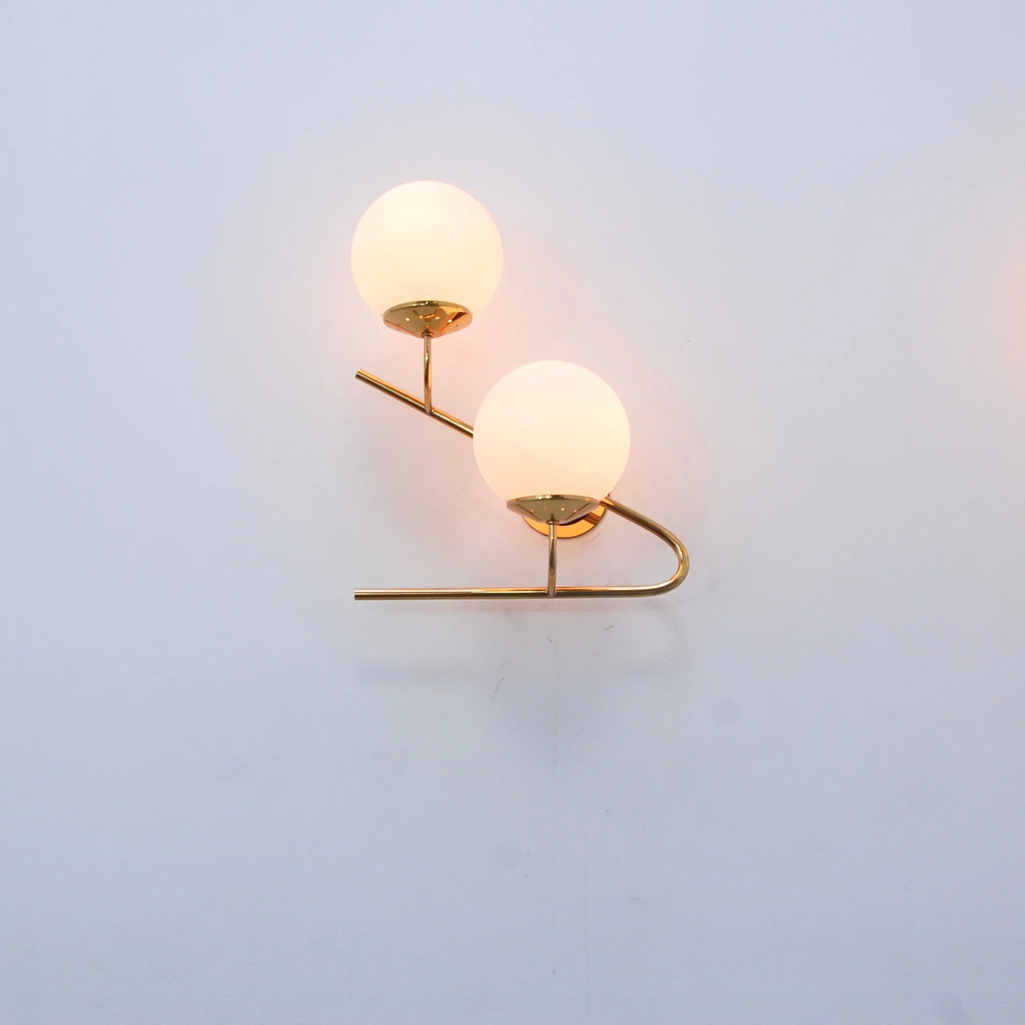1950sItalianDoubleGlobeSconces17.jpg