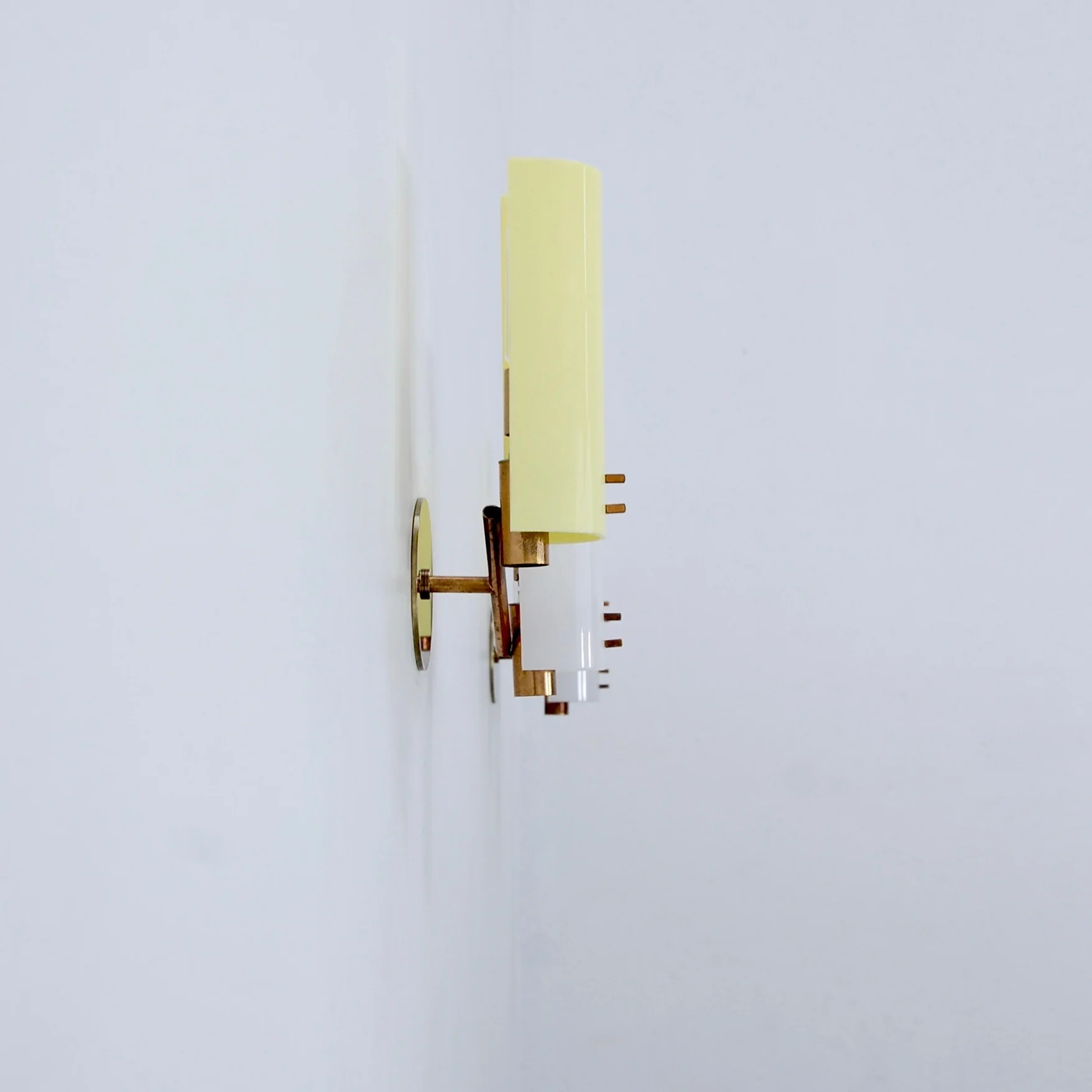 ArteluceAttrSconces8.jpg