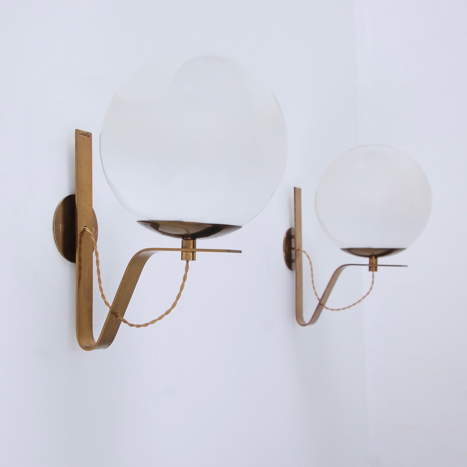 LargeItalianGlobeSconces4.jpeg