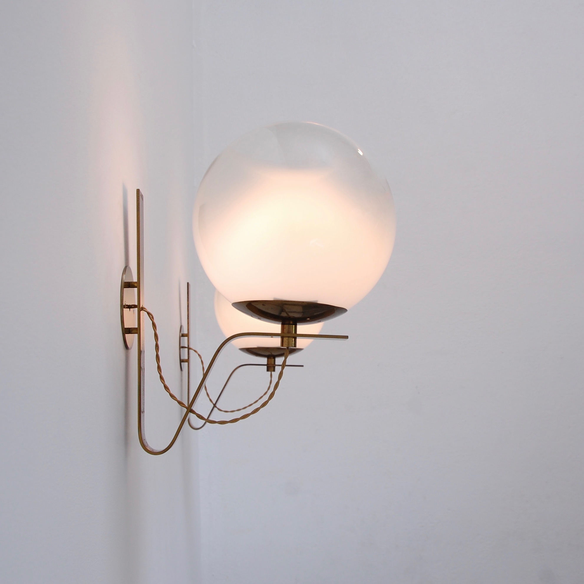 LargeItalianGlobeSconces17.jpeg