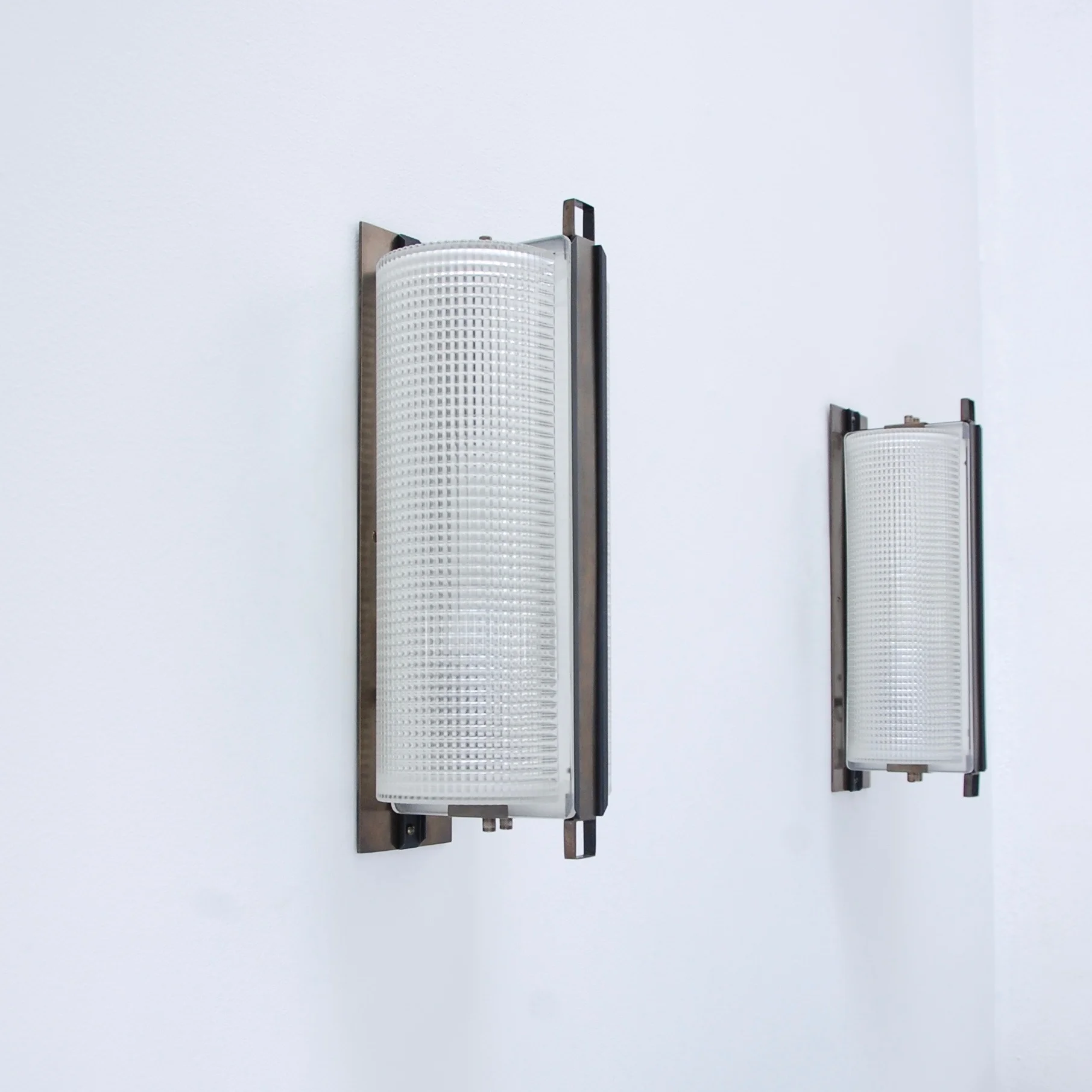HolophaneIndoorOutdoorSconces5.jpeg