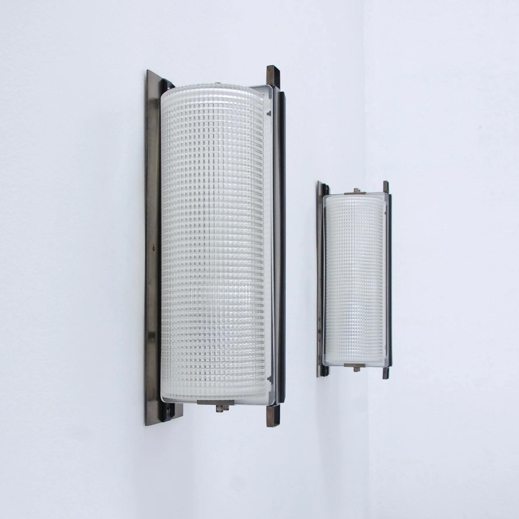 HolophaneIndoorOutdoorSconces6.jpeg