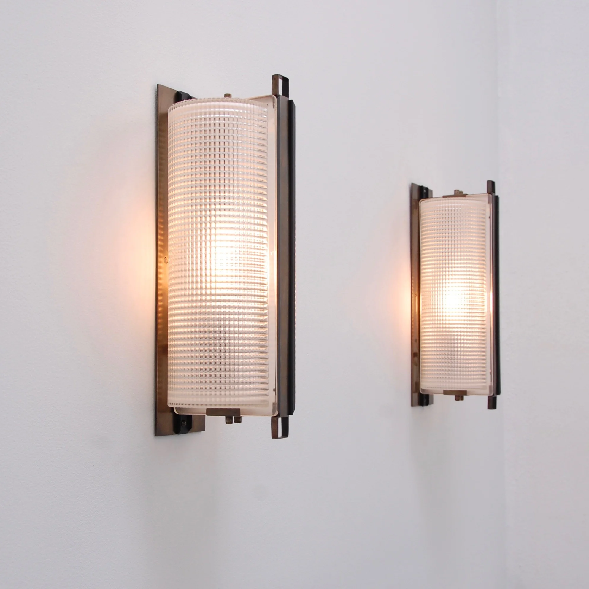 HolophaneIndoorOutdoorSconces17.jpeg