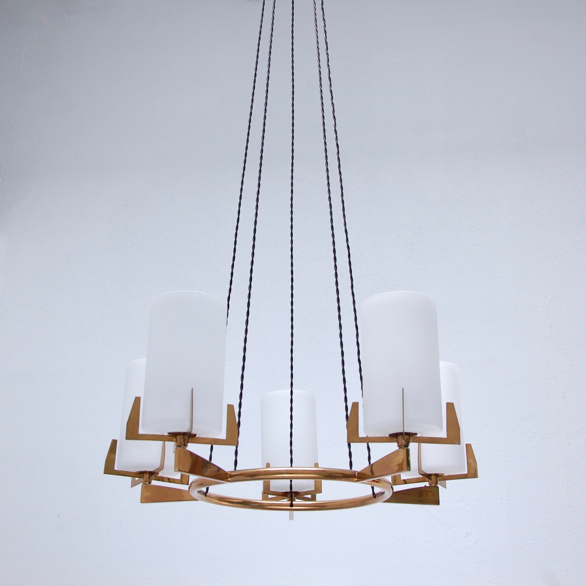 ItalianCircularChandelier3.jpeg