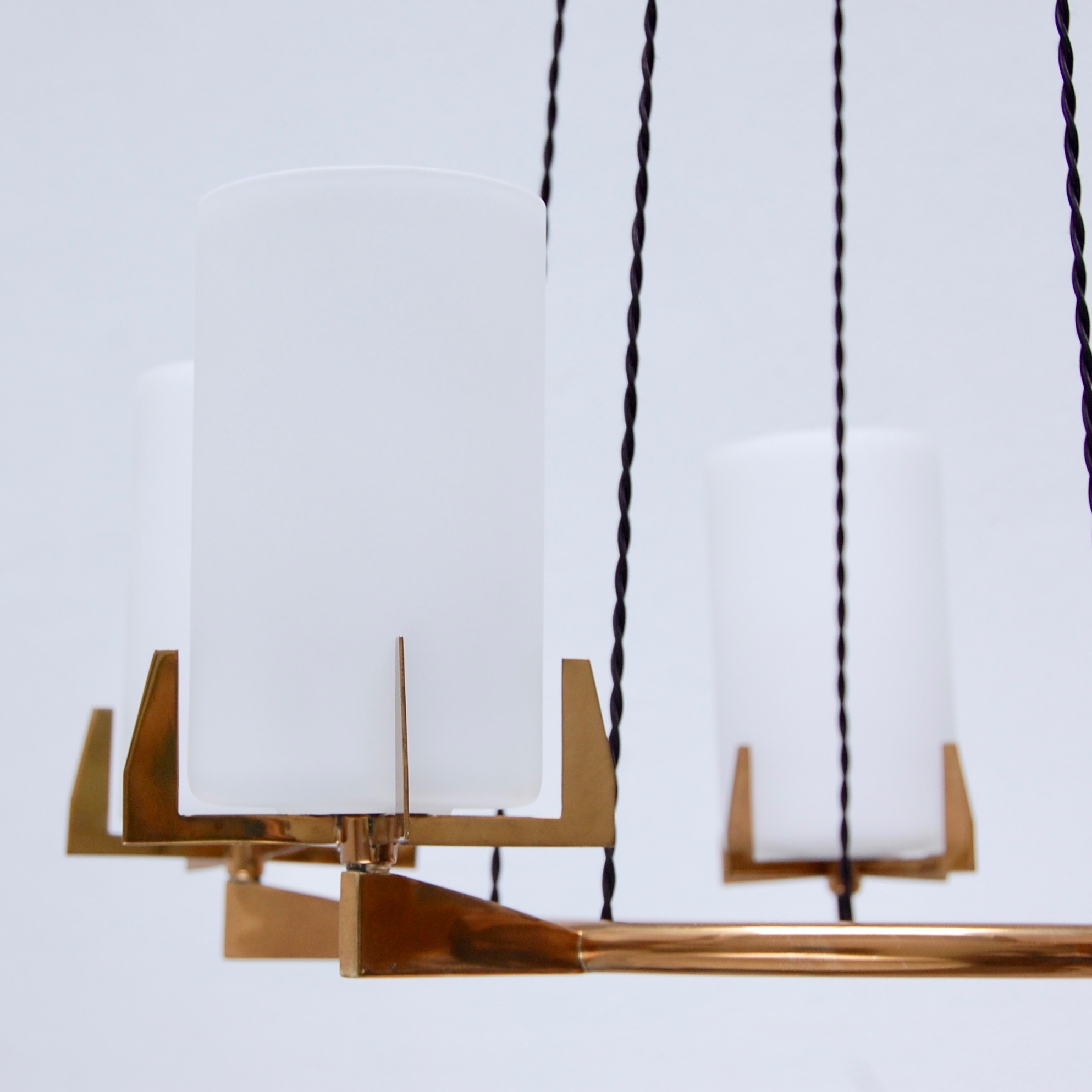 ItalianCircularChandelier4.jpeg