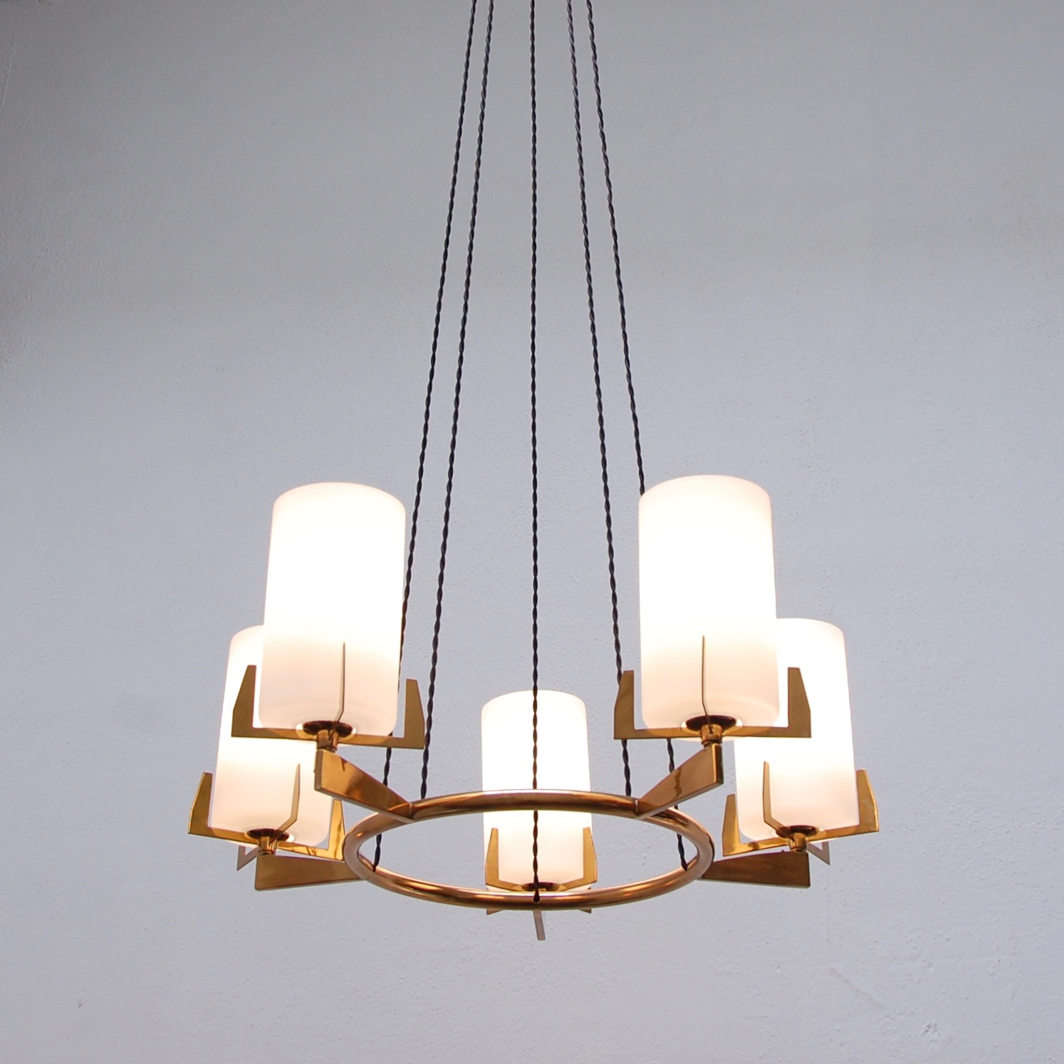 ItalianCircularChandelier11.jpeg