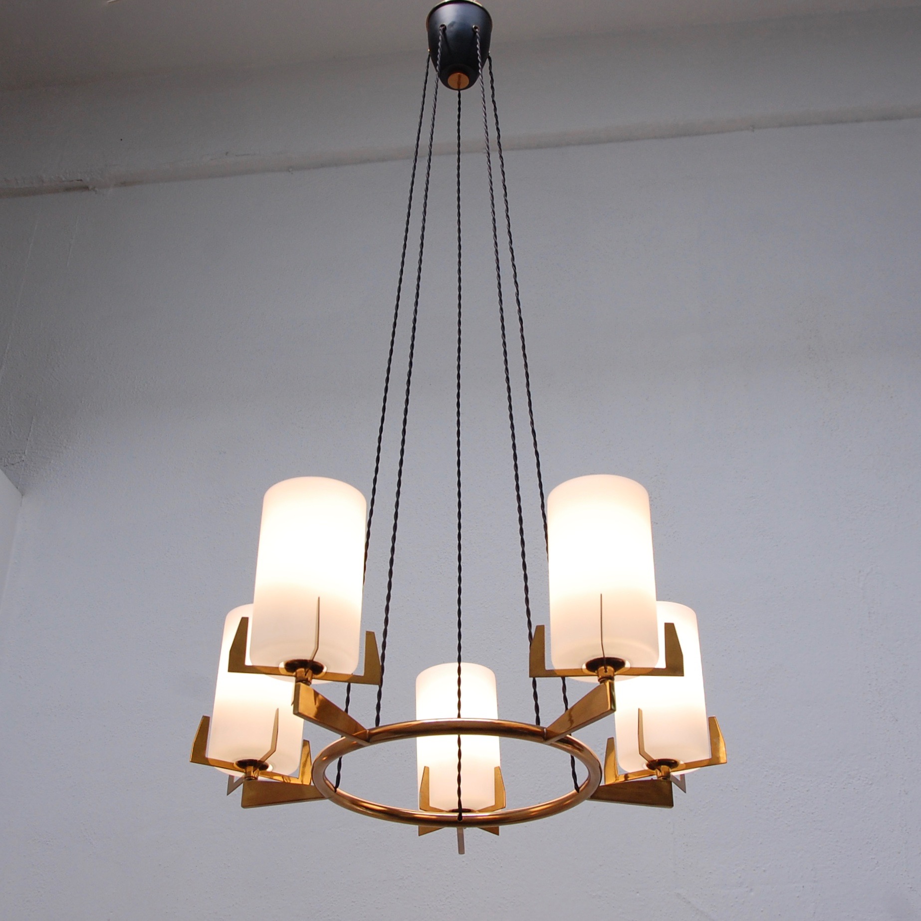 ItalianCircularChandelier13.jpeg