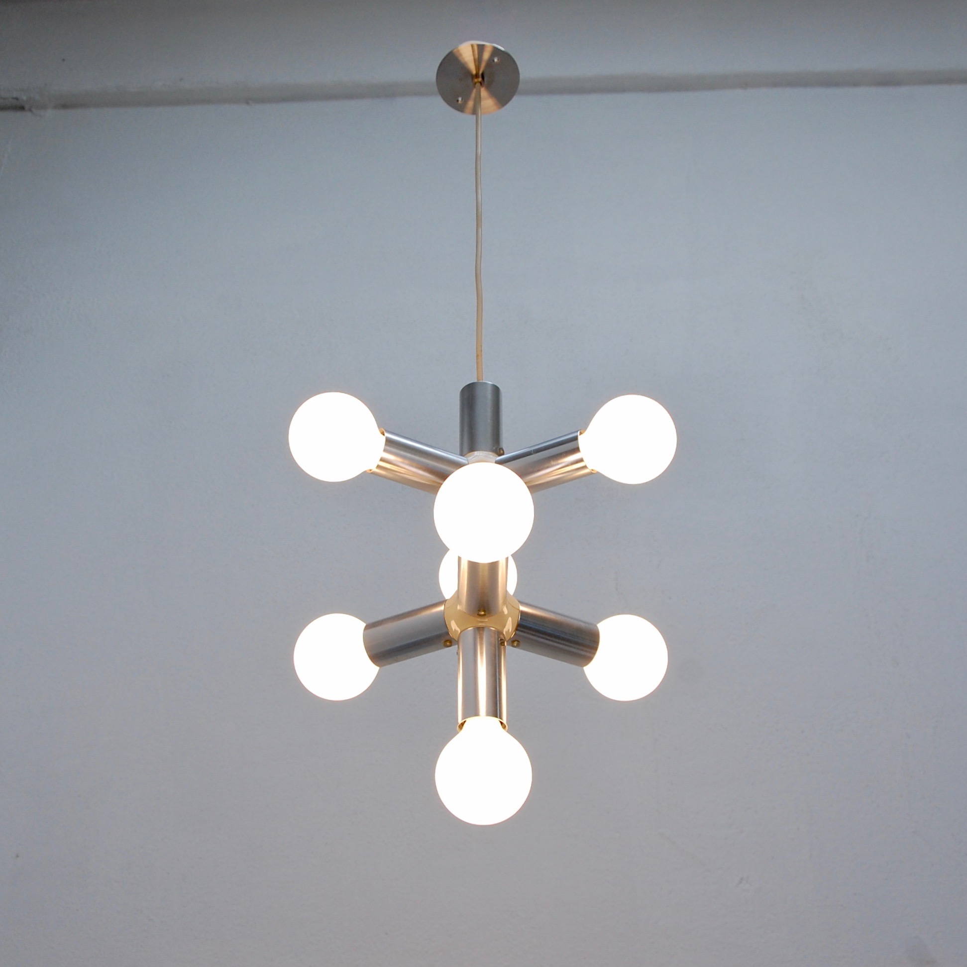 SmallModular60sItalianPendant9.jpeg