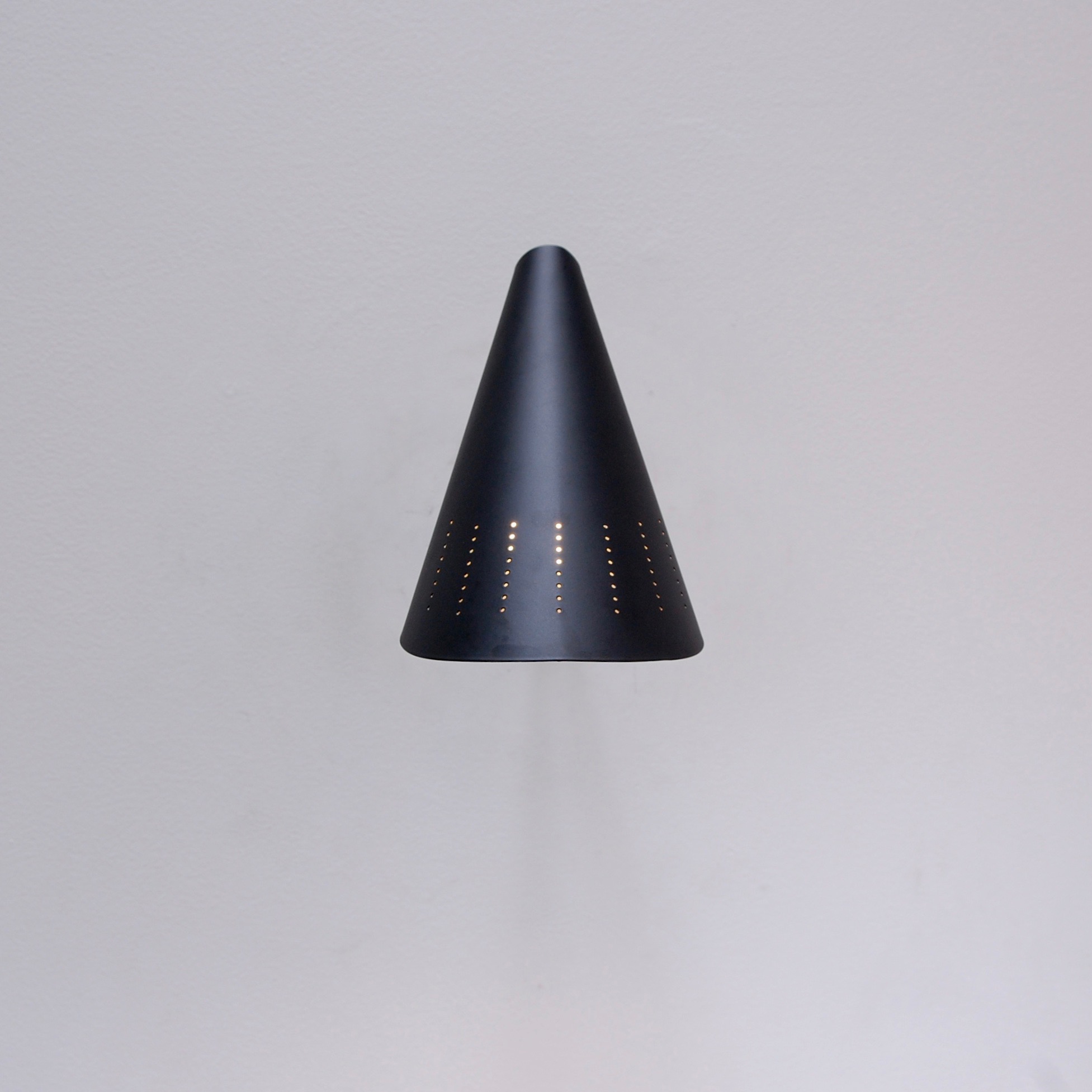 AmericanArticulatedReadingSconces9.jpeg