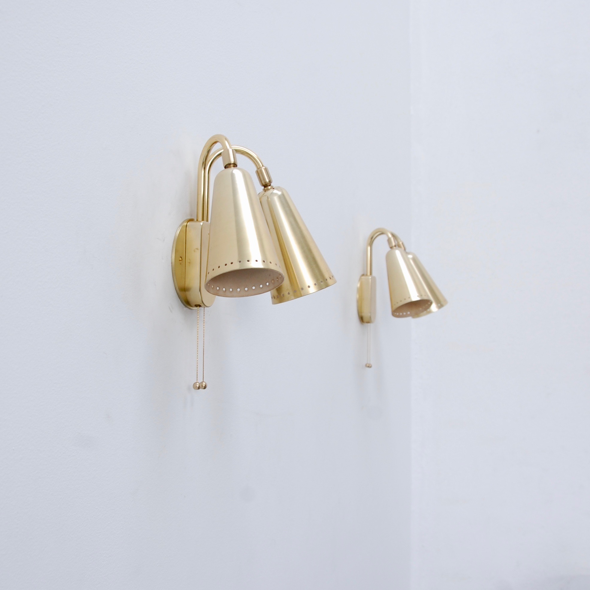 DoubleShadeGermanSconces4.jpeg