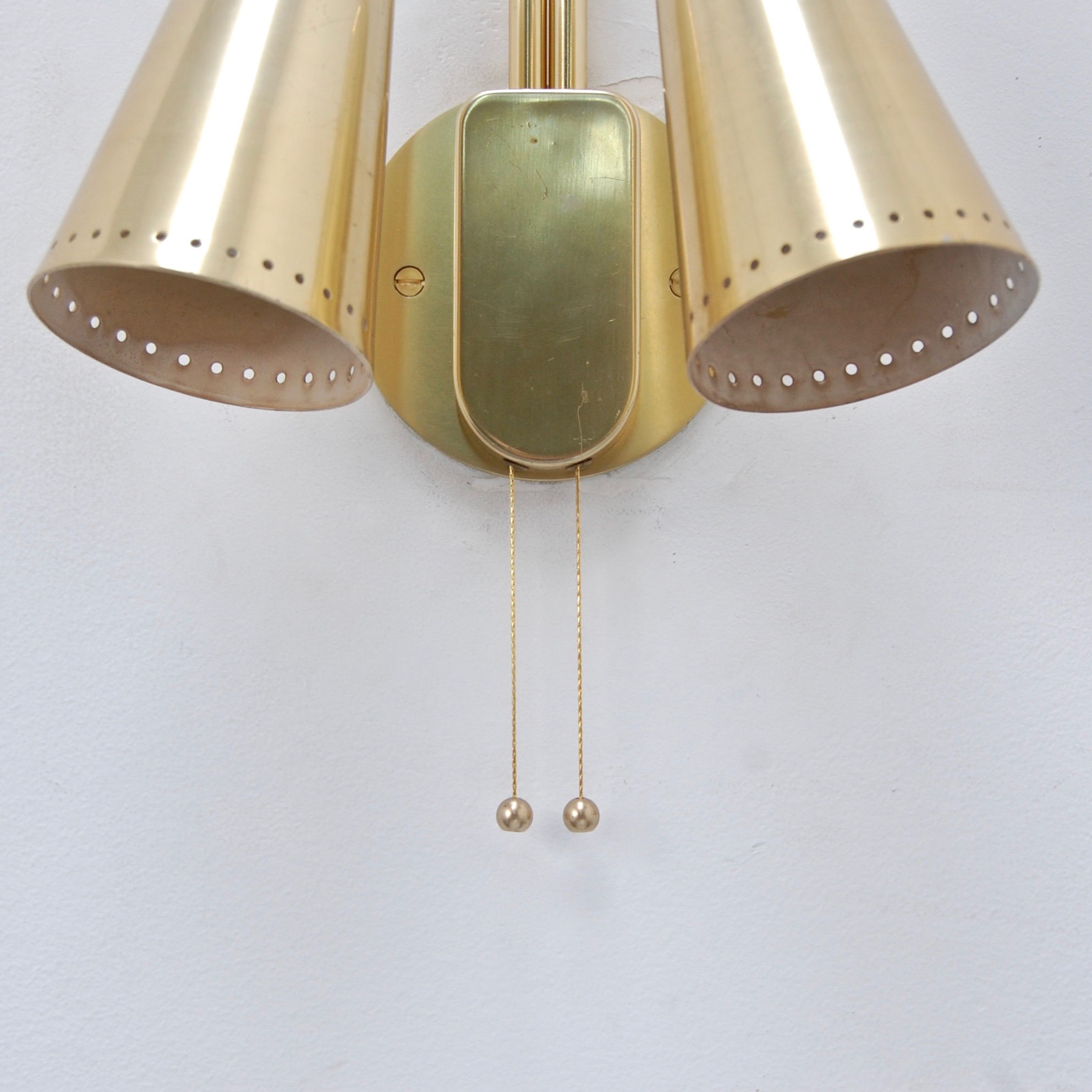 DoubleShadeGermanSconces7.jpeg