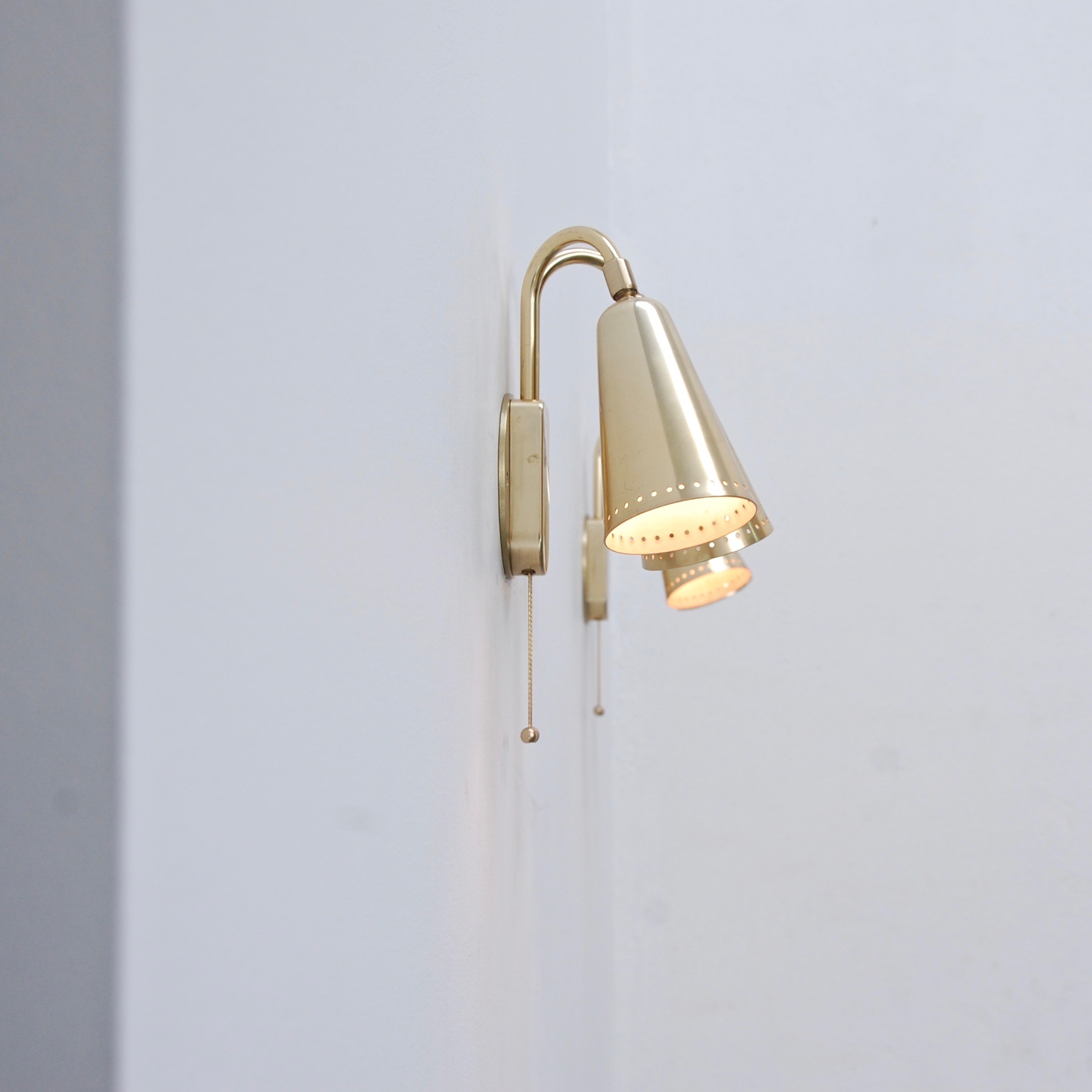 DoubleShadeGermanSconces13.jpeg