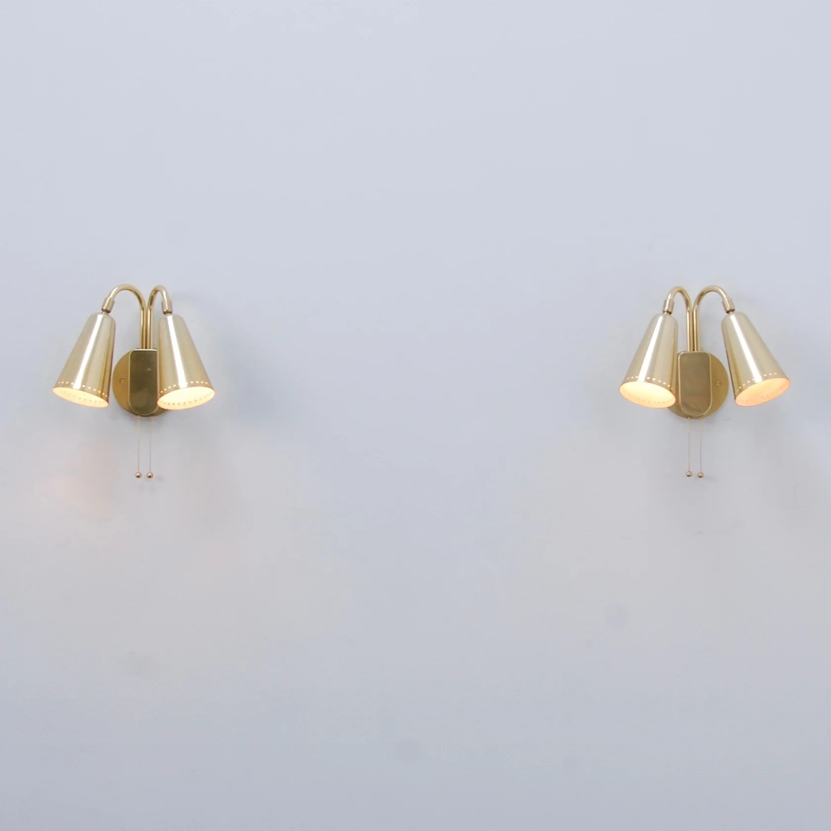 DoubleShadeGermanSconces14.jpeg
