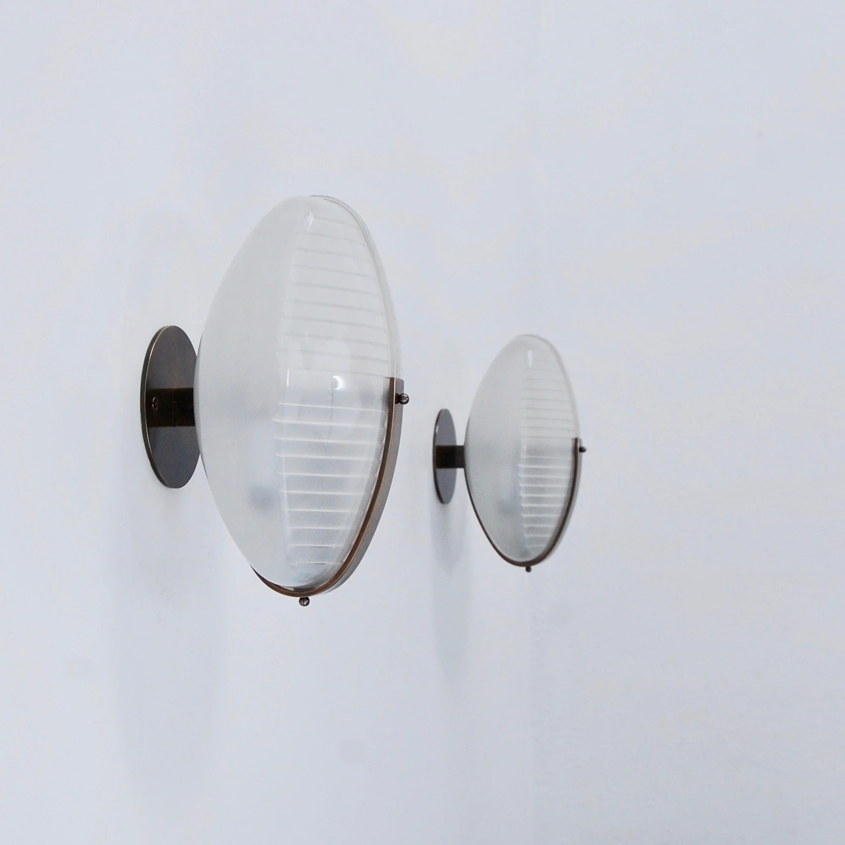 LambdaSconcesbyVicoMagistrettiforArtemide3.jpg