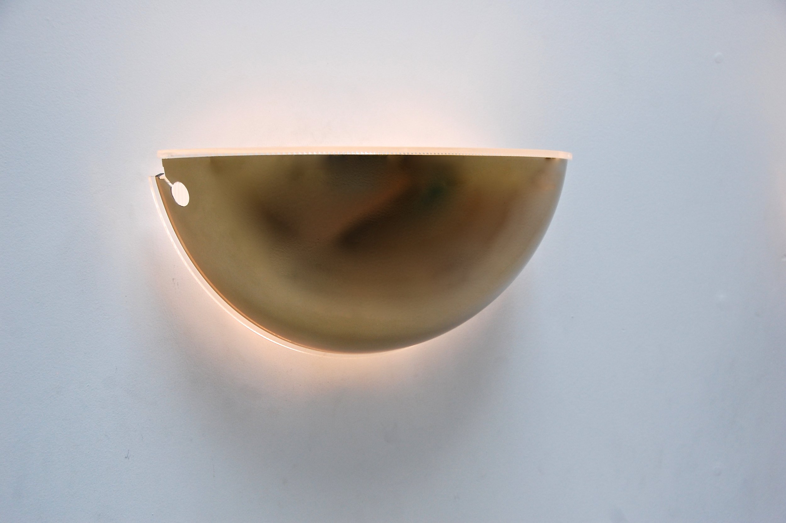 QuartoWallLampsbyFlos10.JPG