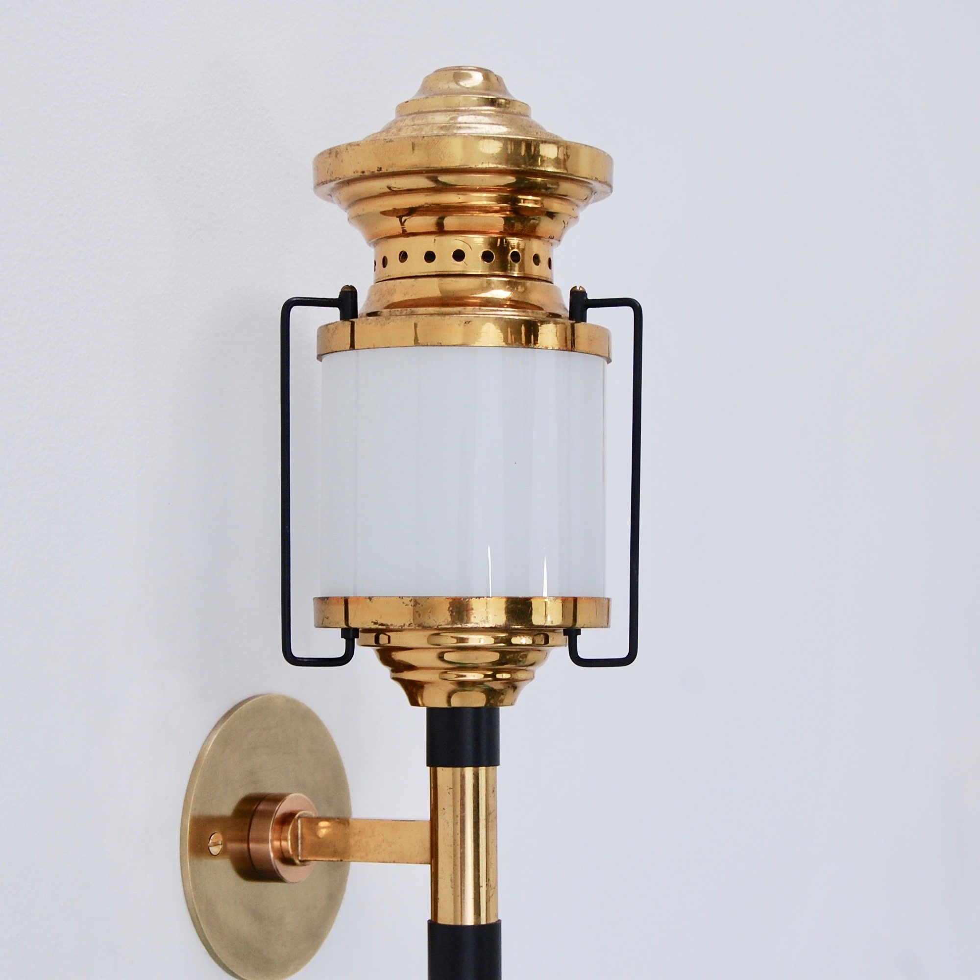 IndoorOutdoorModernistLanterns5.jpg