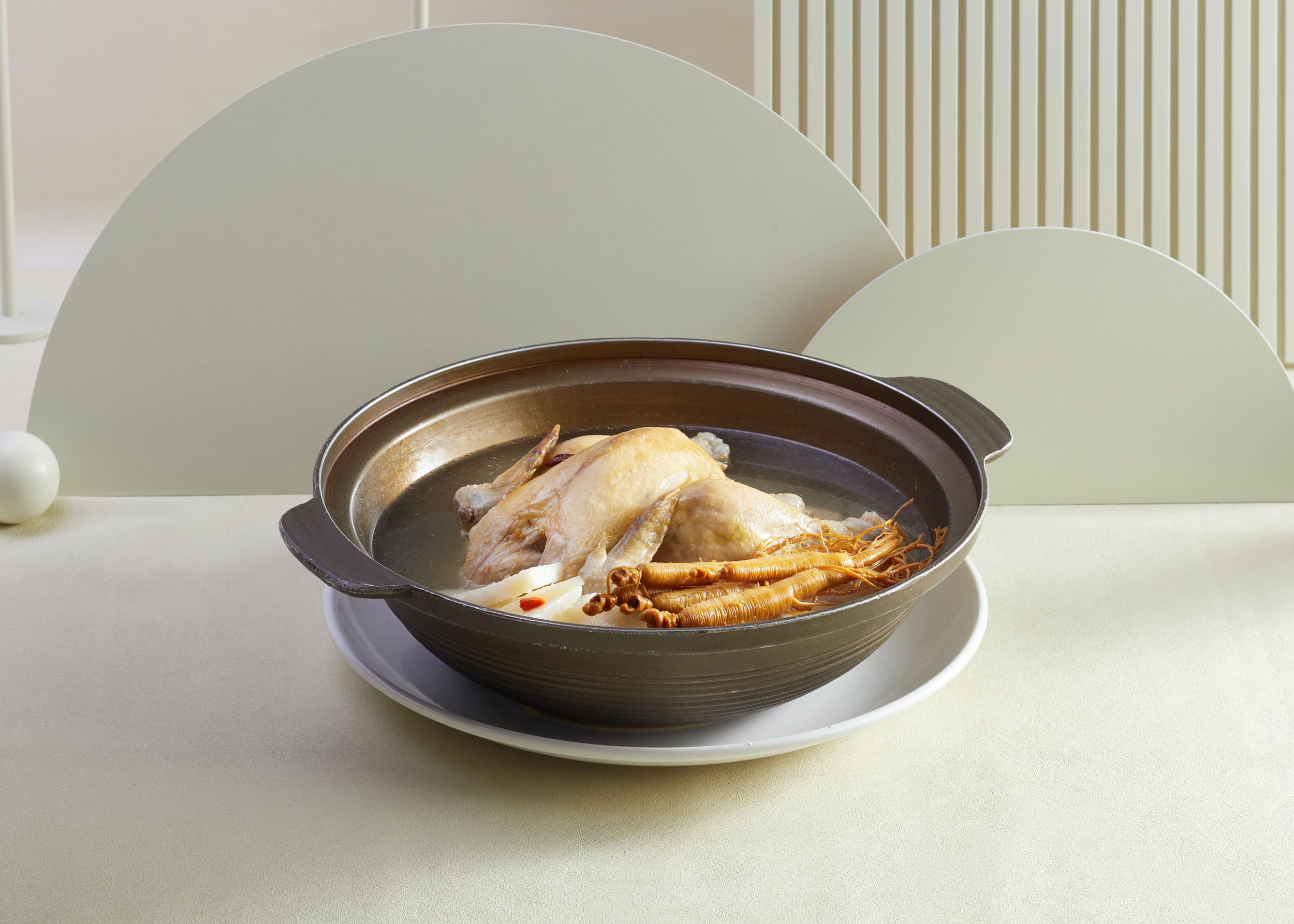 長白蔘燉土雞鍋