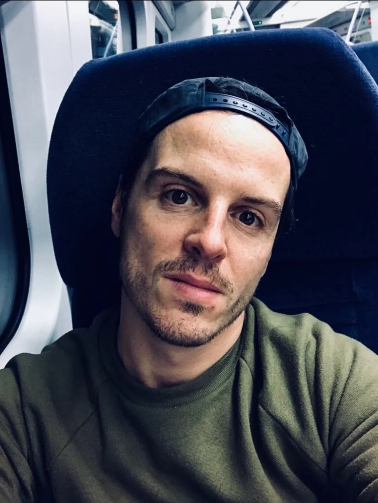 #theartofselfie #AndrewScott 