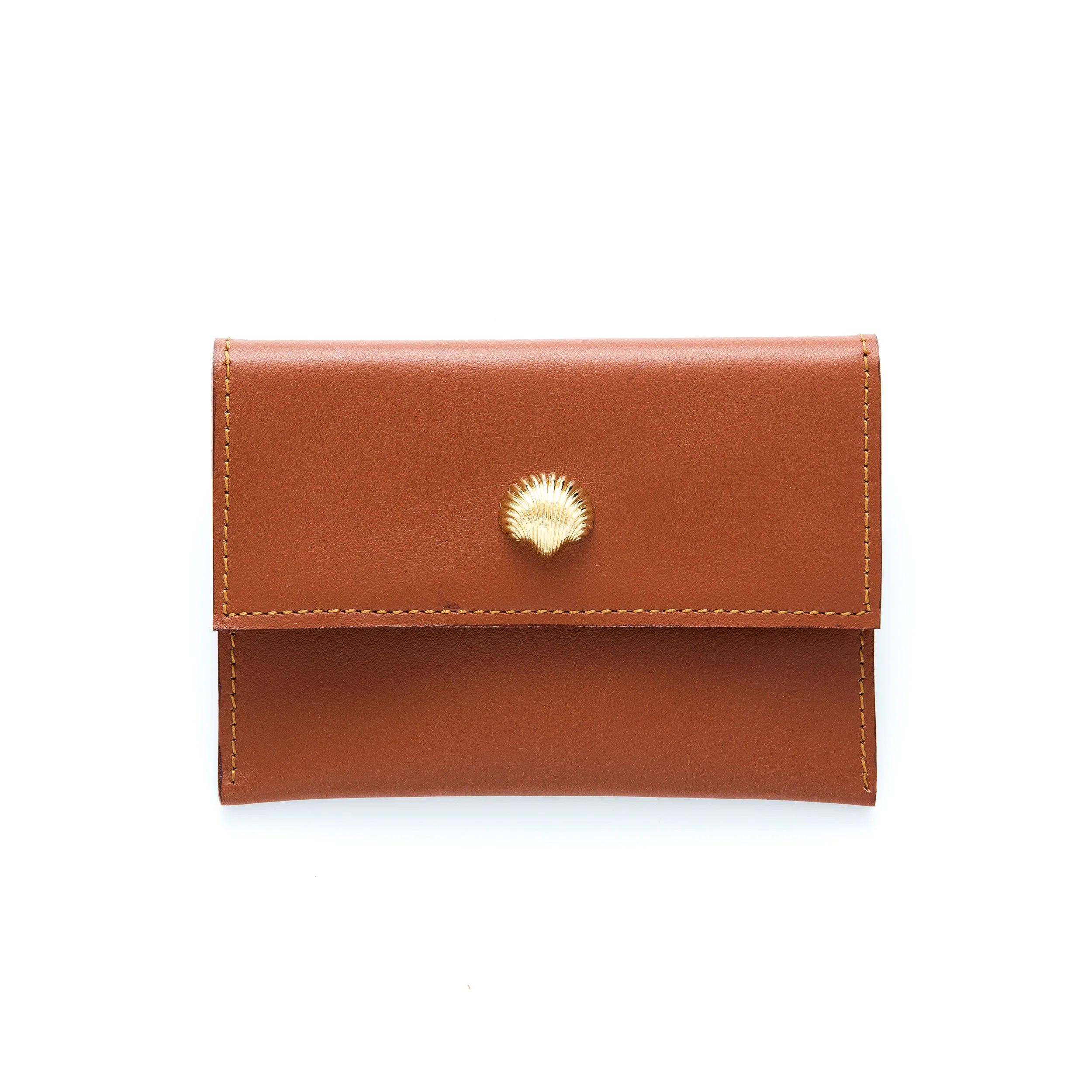 Fauvette-porte-cartes-coquillage-camel01.jpg