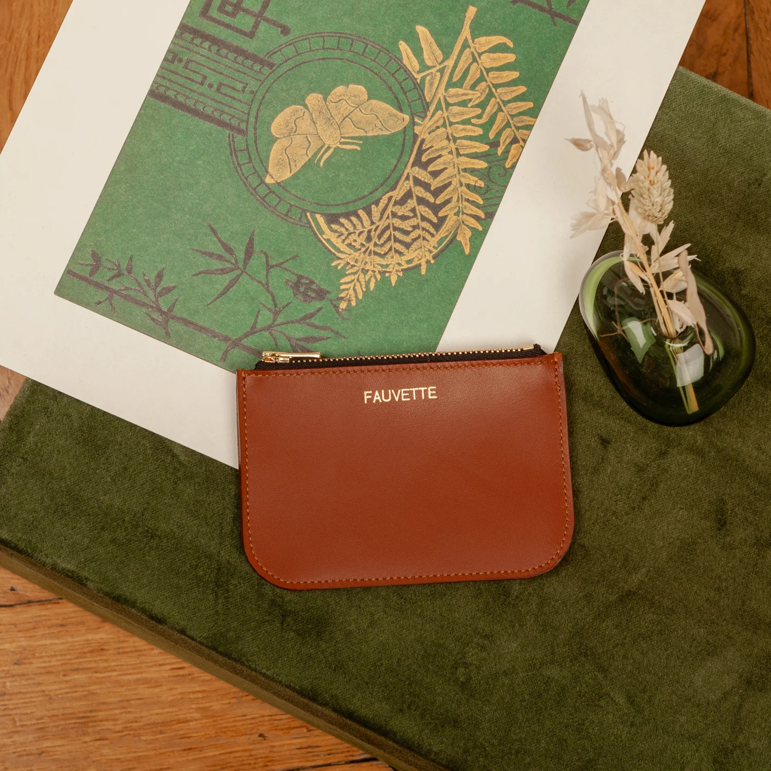 Fauvette-portecarte-zip-marron-web1500.jpg