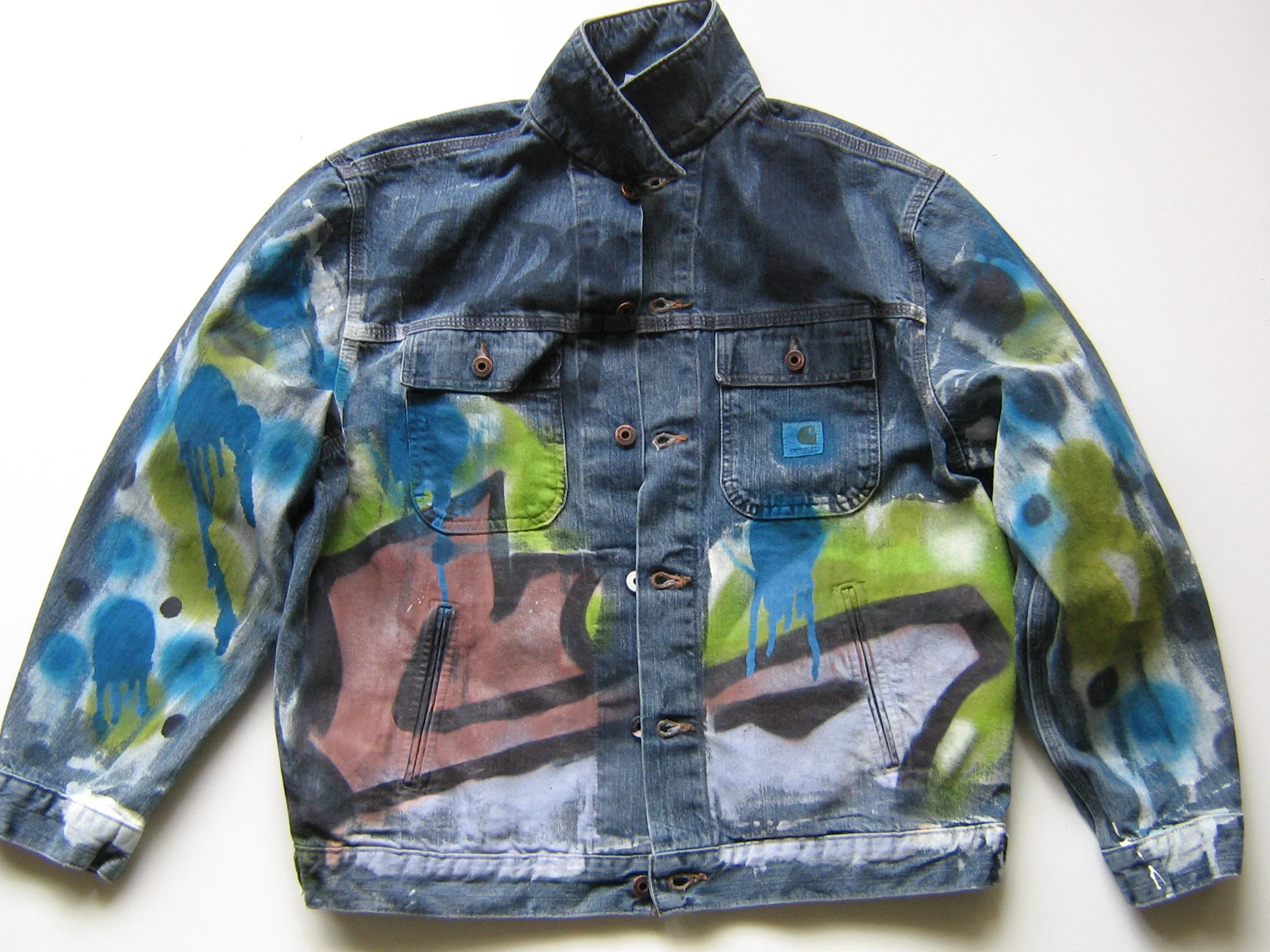 Carhartt auction spraypaint .JPG
