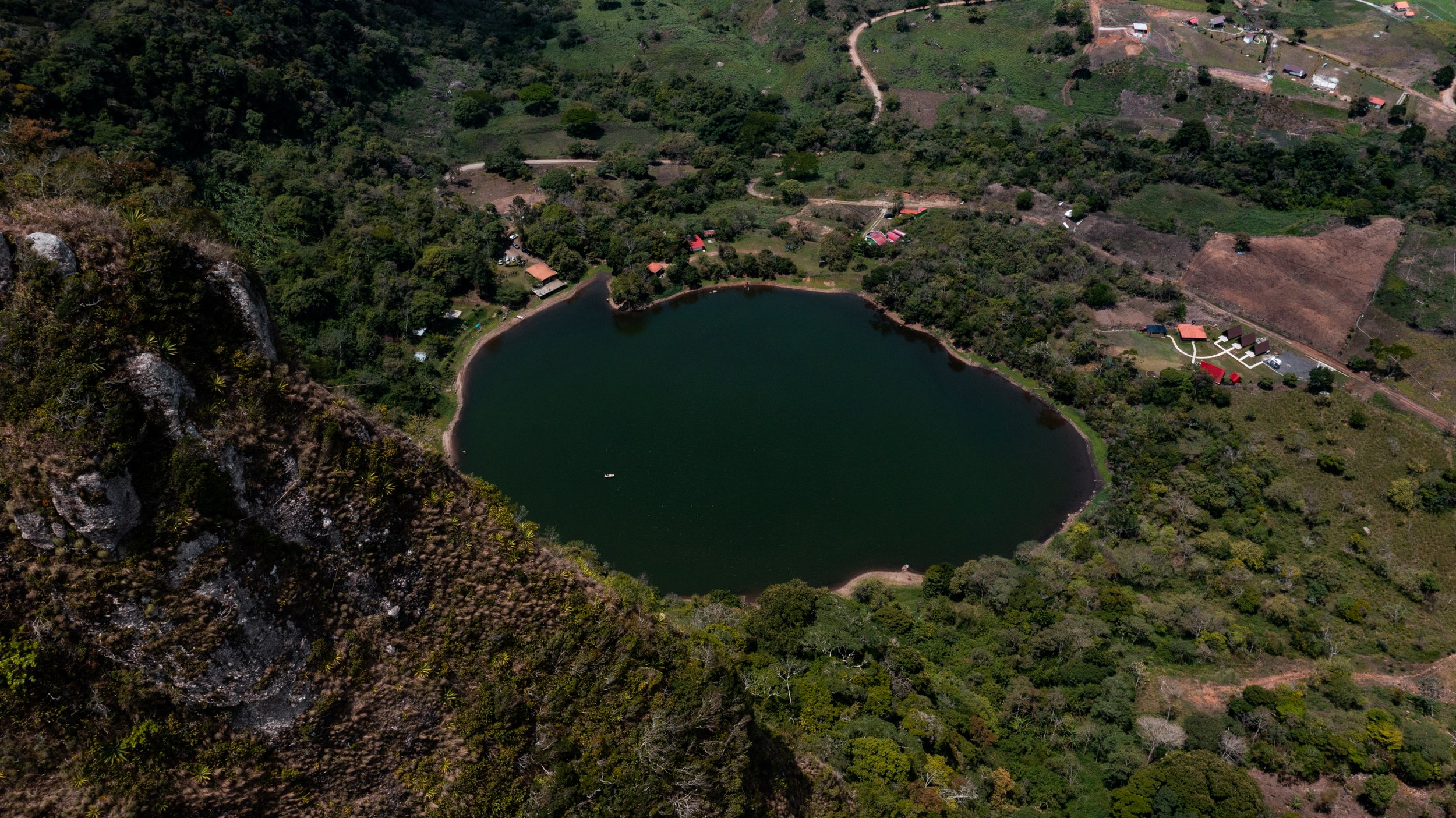 Laguna de San Casrlos.jpg
