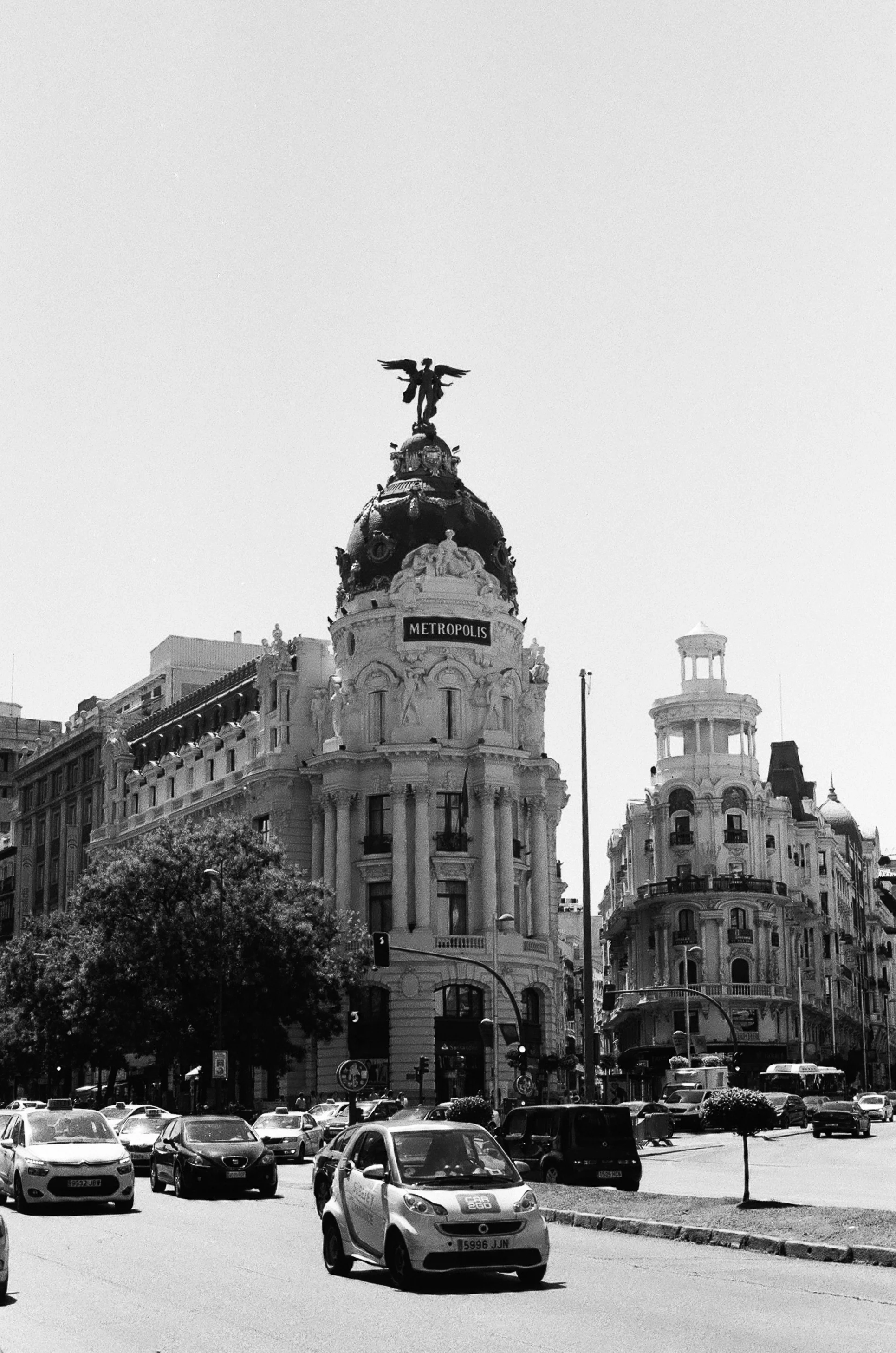 87050011.jpg