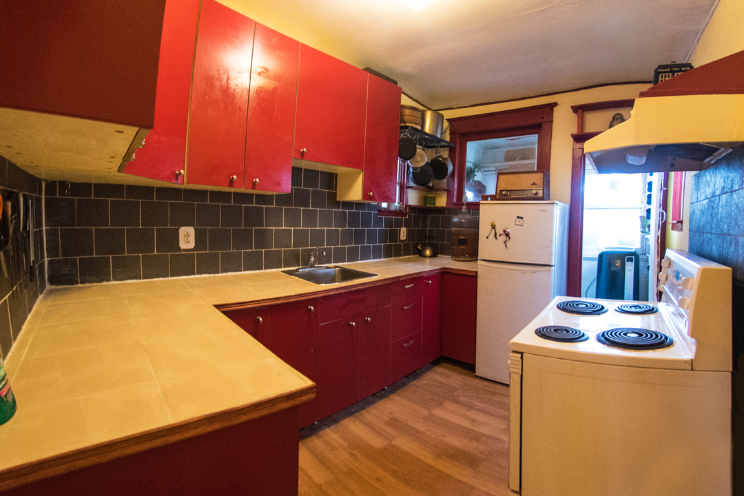 lil-yellow-house-kitchen.jpg