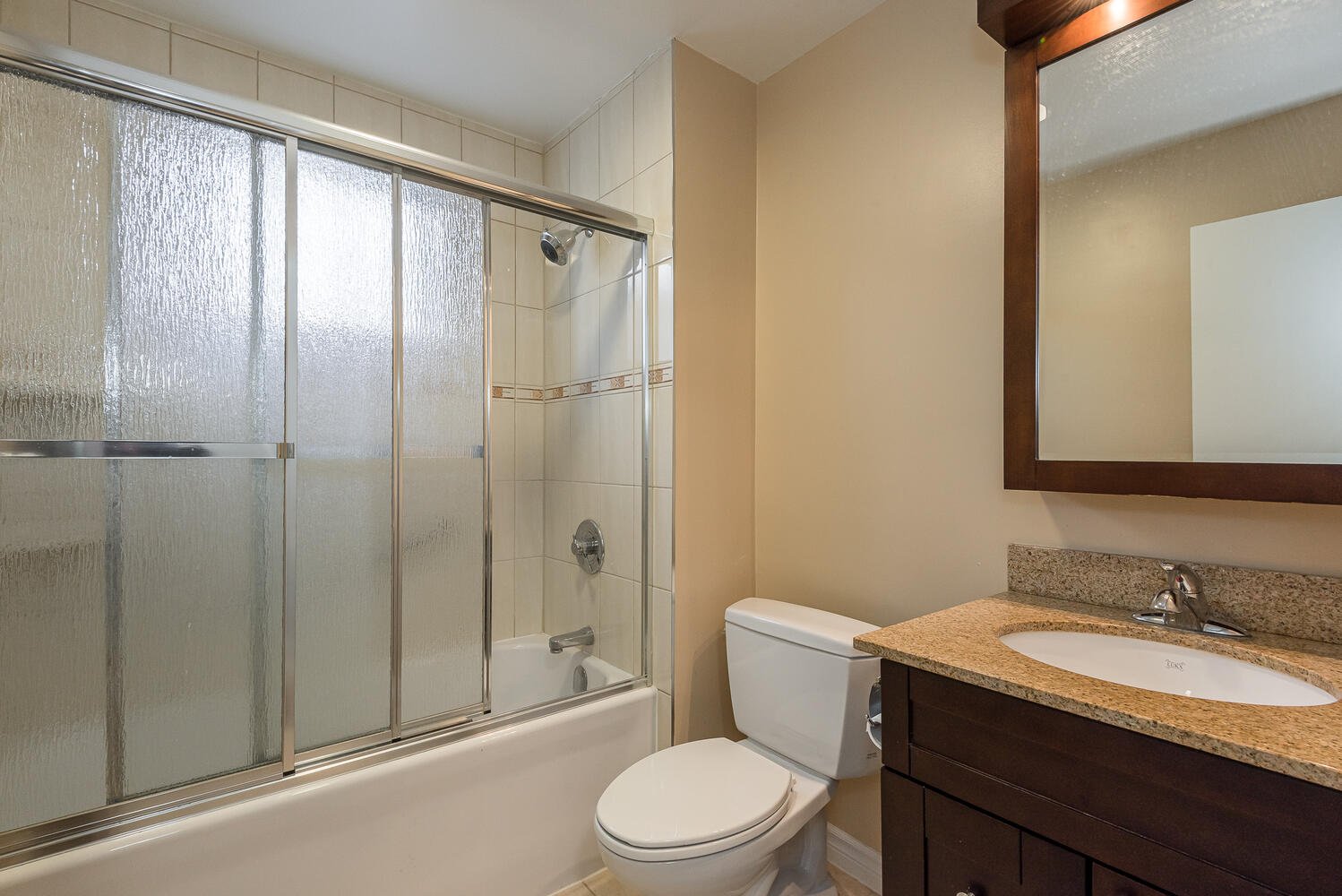 4 Argyle Cres Brampton ON L6T-large-021-022-Lower Level  Bathroom-1499x1000-72dpi.jpg