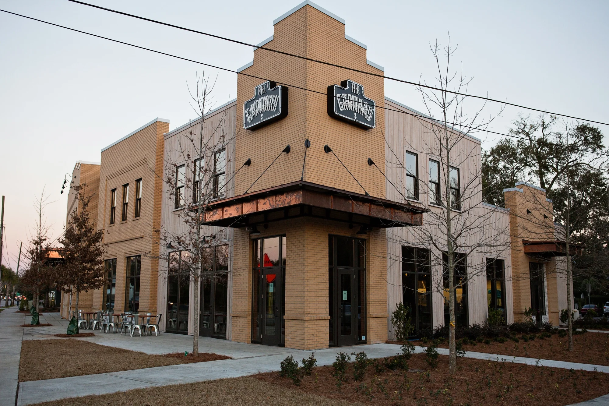 Exterior 2.jpg