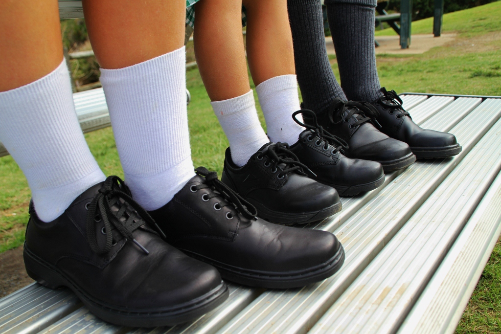 childrens uniform shoes