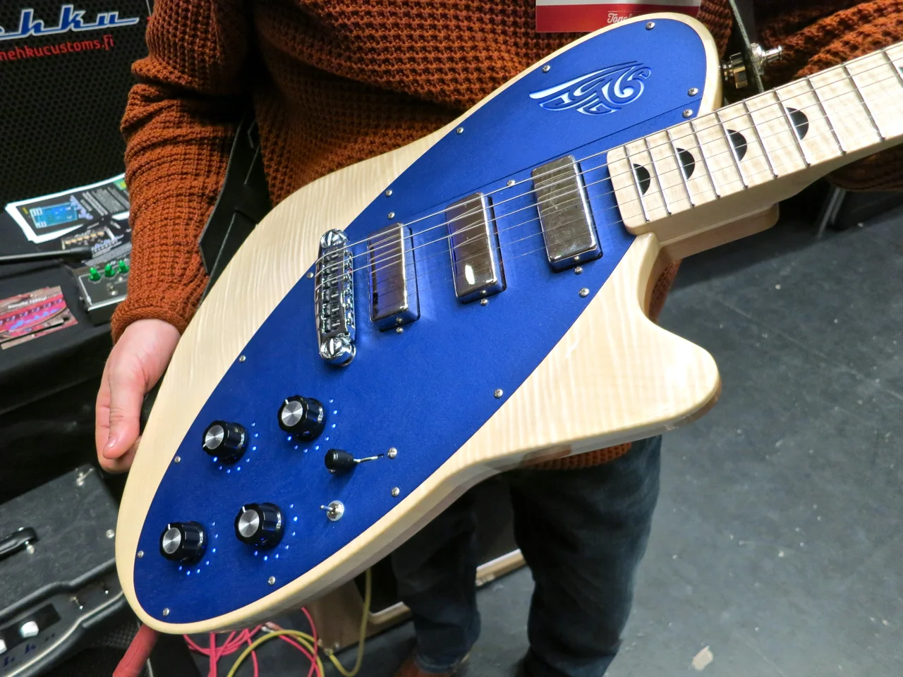 Tonefest 2019 – Hehku Amps guitar model.jpg