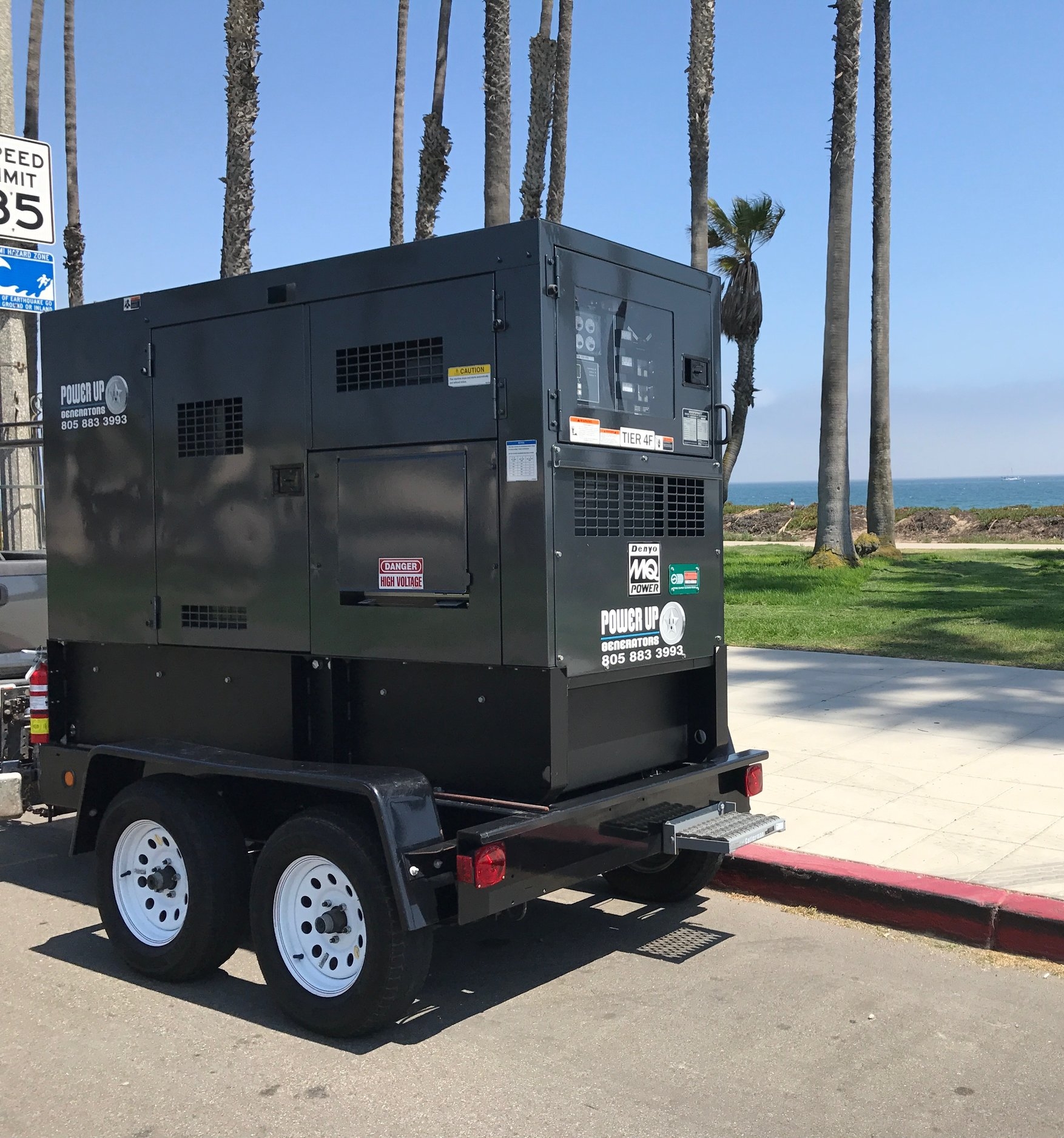 350 AMPS/45 KVA/36 KW Whisper Watt Generator