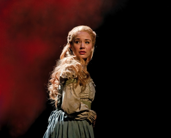 Sierra-Boggess-tn-500_10.jpg