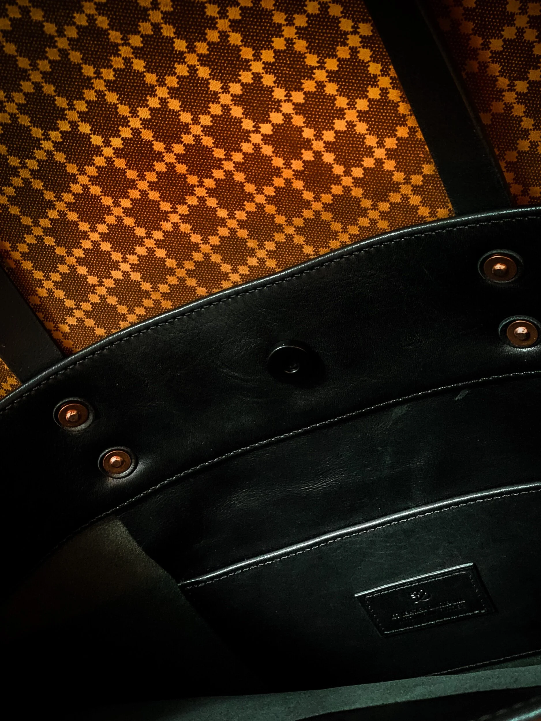 B827542F-16BF-4DD1-AB89-9A1DFD15137E